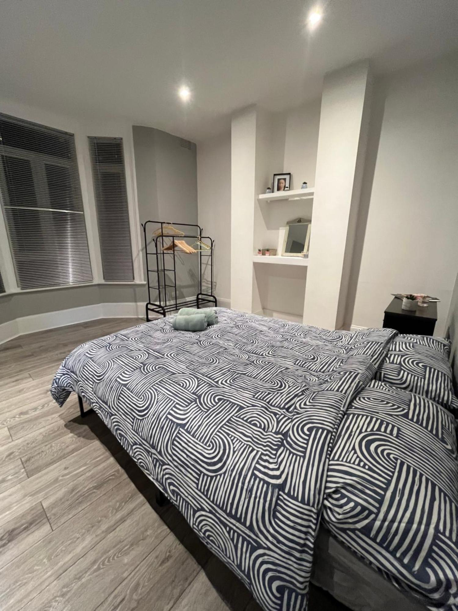 Cozy Two Bed In Brixton Next To Station Appartement