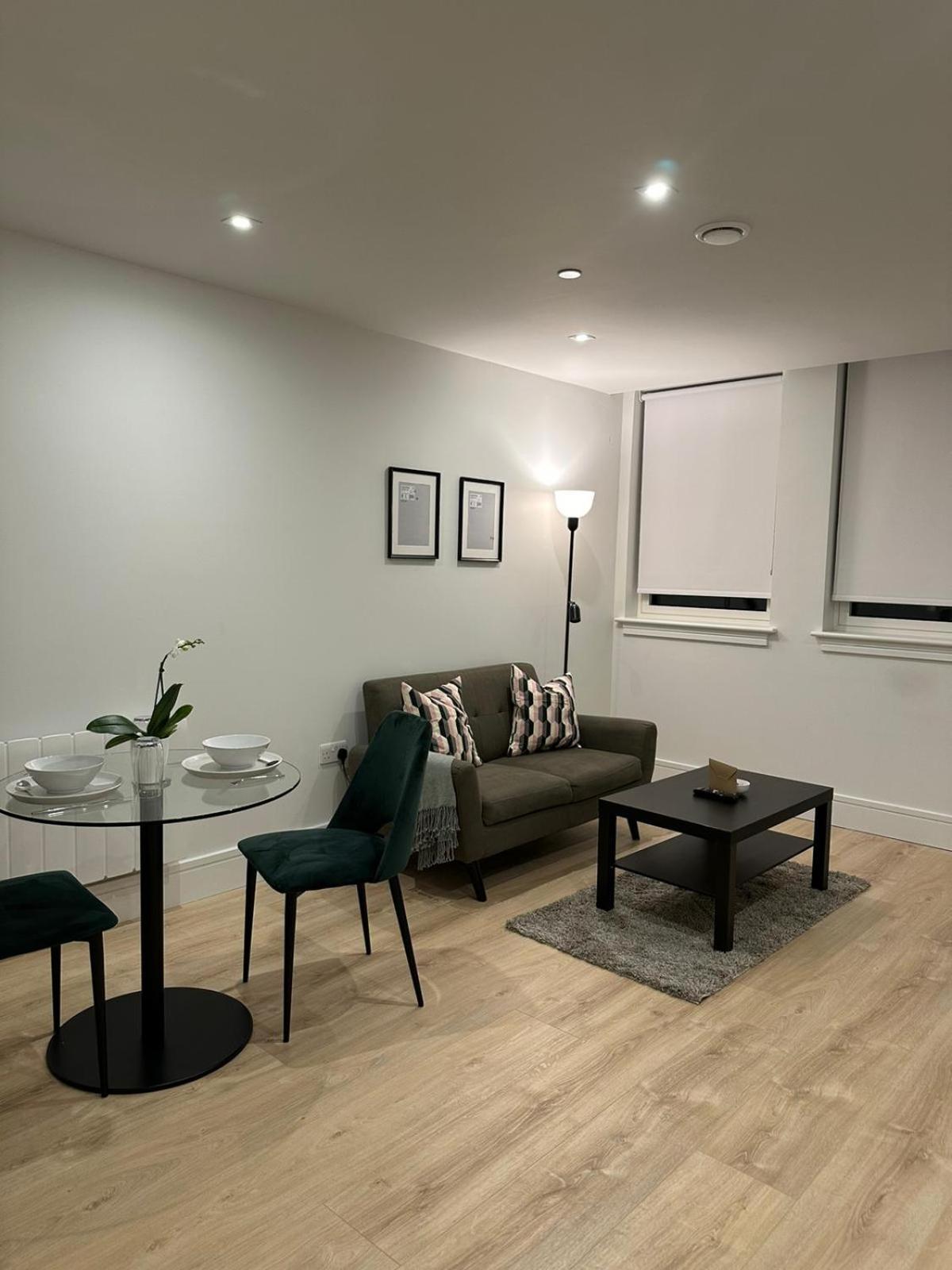 Luxury Capella Court