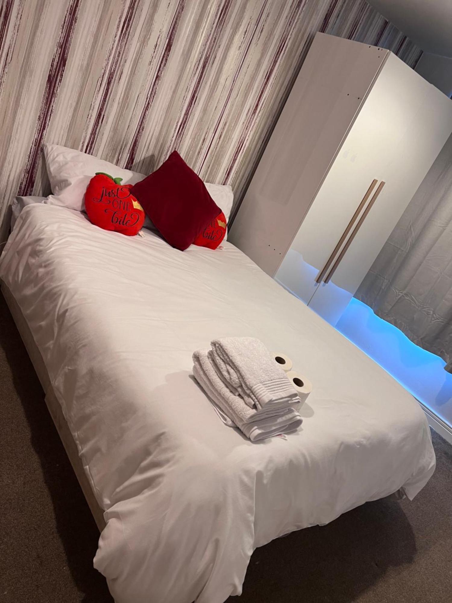 Lovely En-suite Double Hospedagem domiciliar Londres
