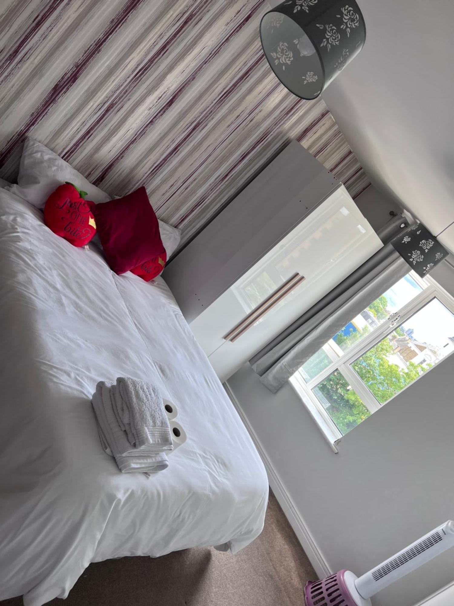 Hospedagem domiciliar Lovely En-suite Double *