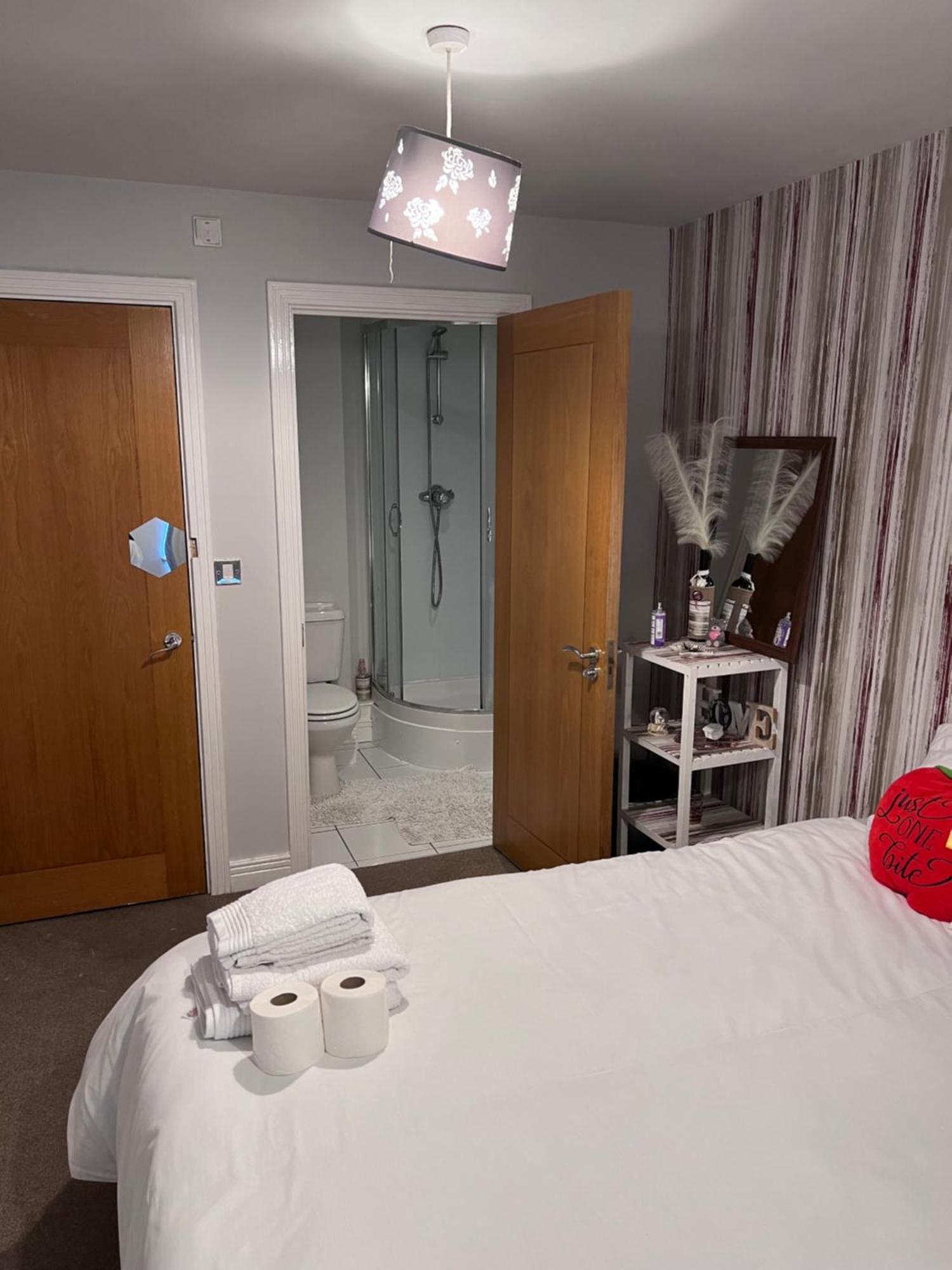 Hospedagem domiciliar Lovely En-suite Double *