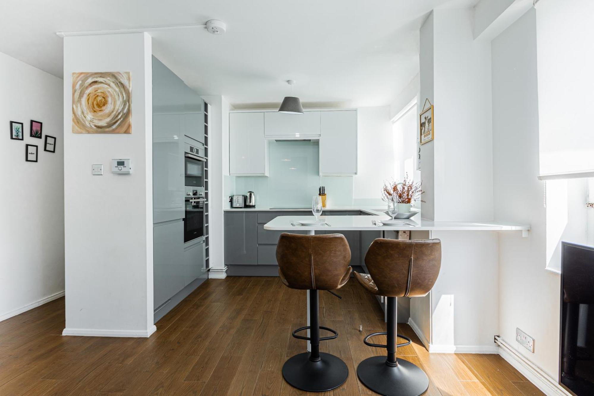 Charming 1 Bedroom Serviced In Camden Apartamento