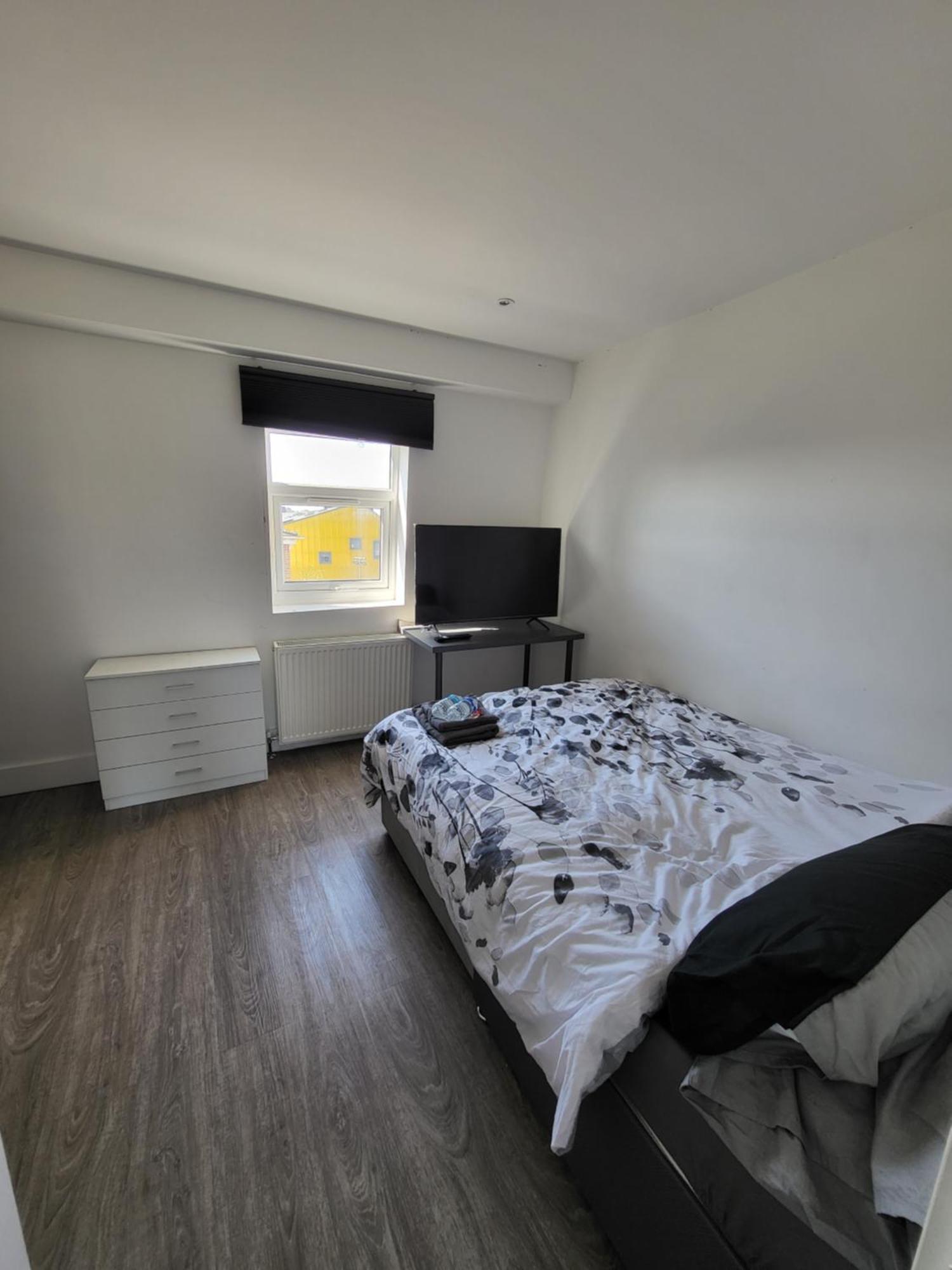 Private Near Ideal For Explorers Homestay *