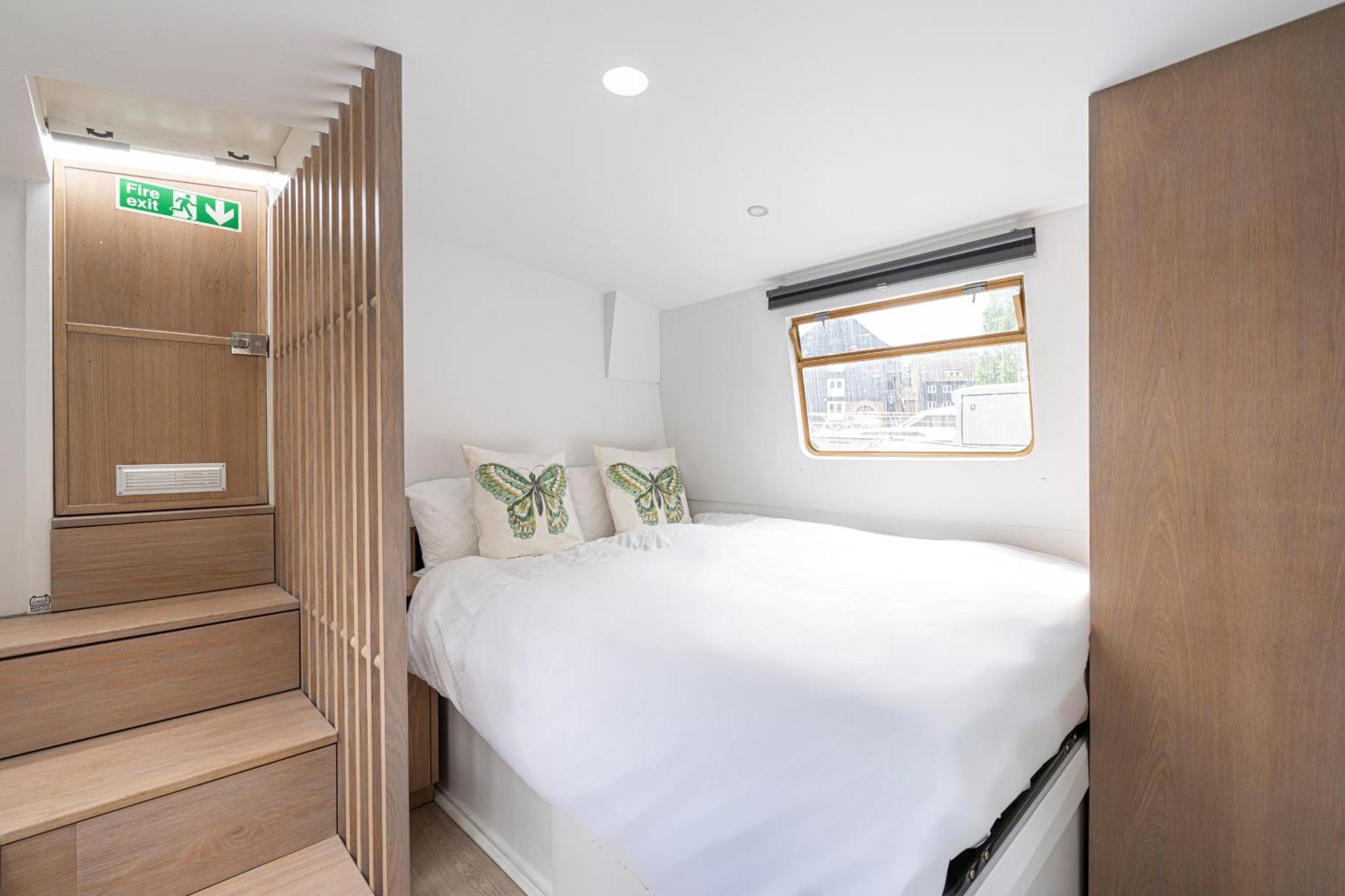 Serenity In The Heart Of Hotel en barco *