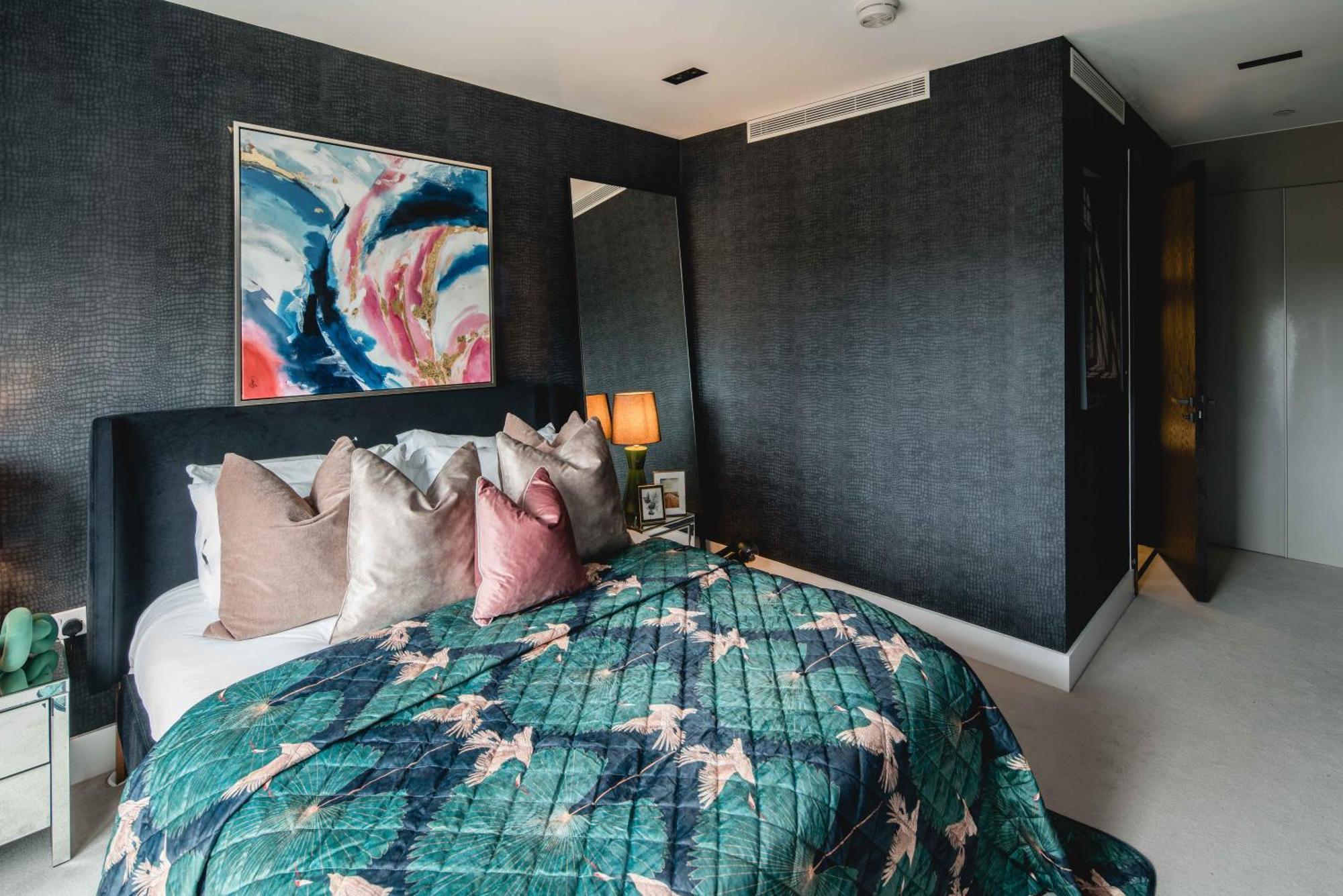 Exg Luxury-stylish-unique-central-powerstation-londoneye Apartment