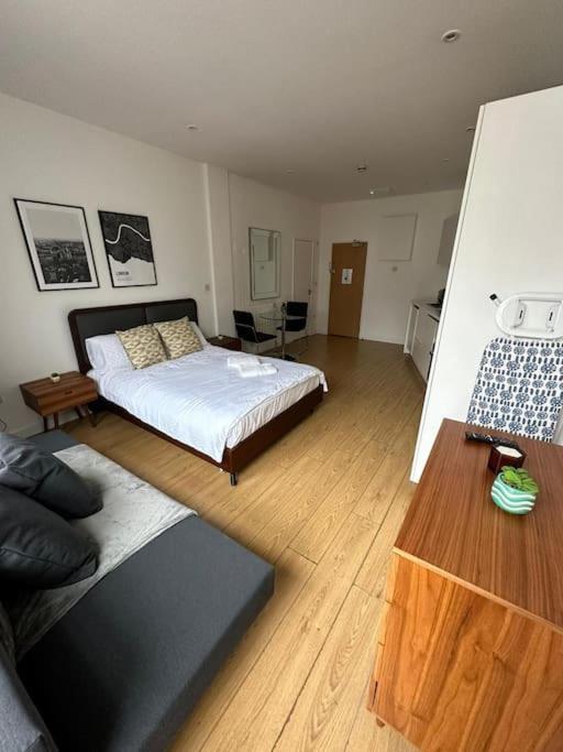 Gem 1 Bedroom Flat Piccadilly Circus Vr8 Londres