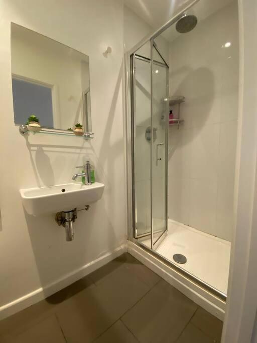 Sleep6 Flat At Iconic Piccadilly Circus Vr6 Londres