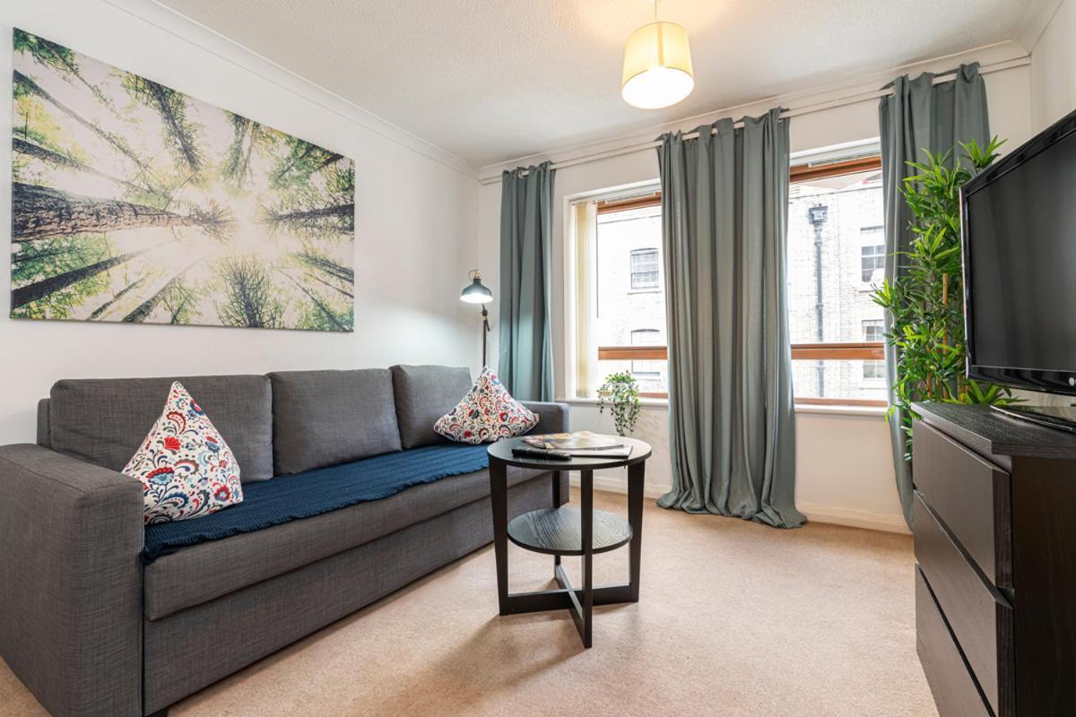 Trafalgar Square Apartment