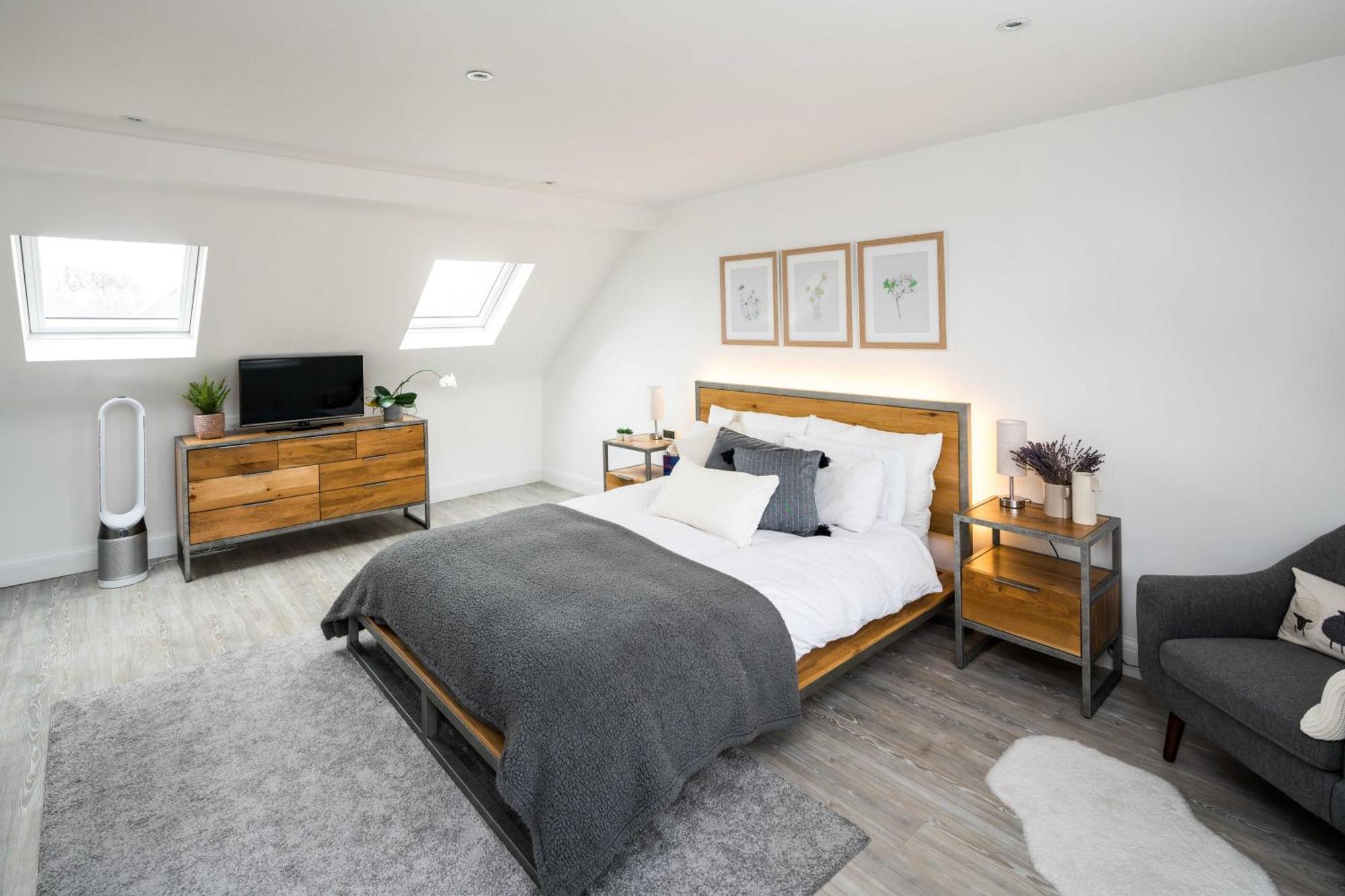 Contemporary 5 Bedroom With Garden North Finchley * Londres
