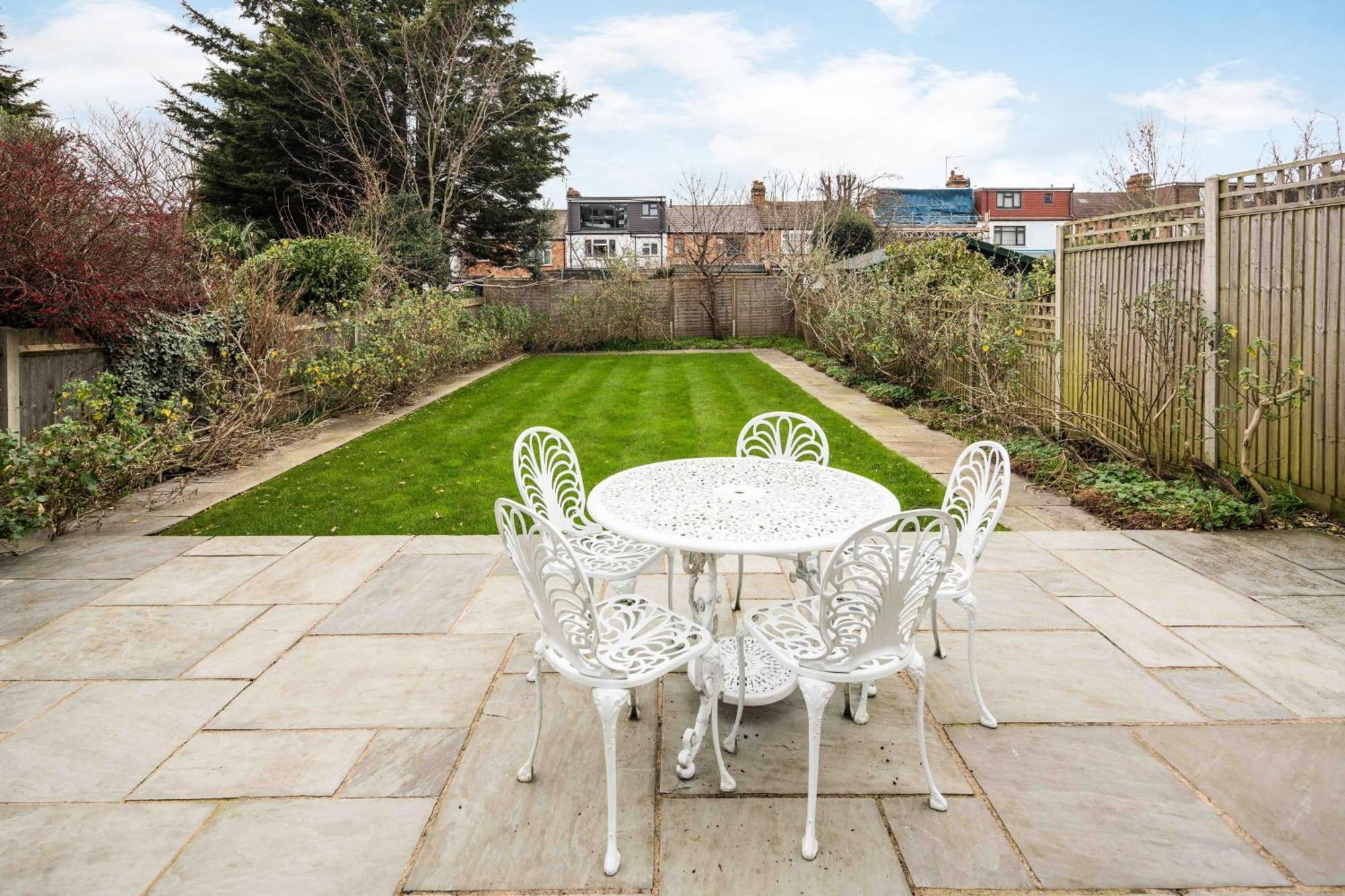 Casa de férias Contemporary 5 Bedroom With Garden North Finchley