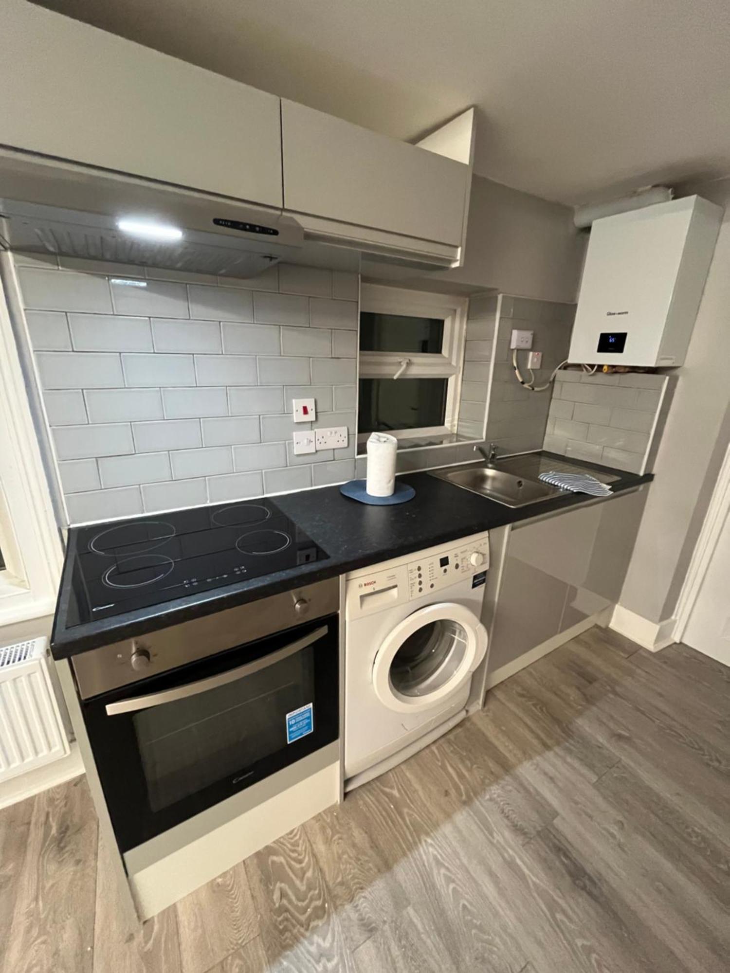 Cozy Two Bed In Brixton Next To Station Appartement Londres