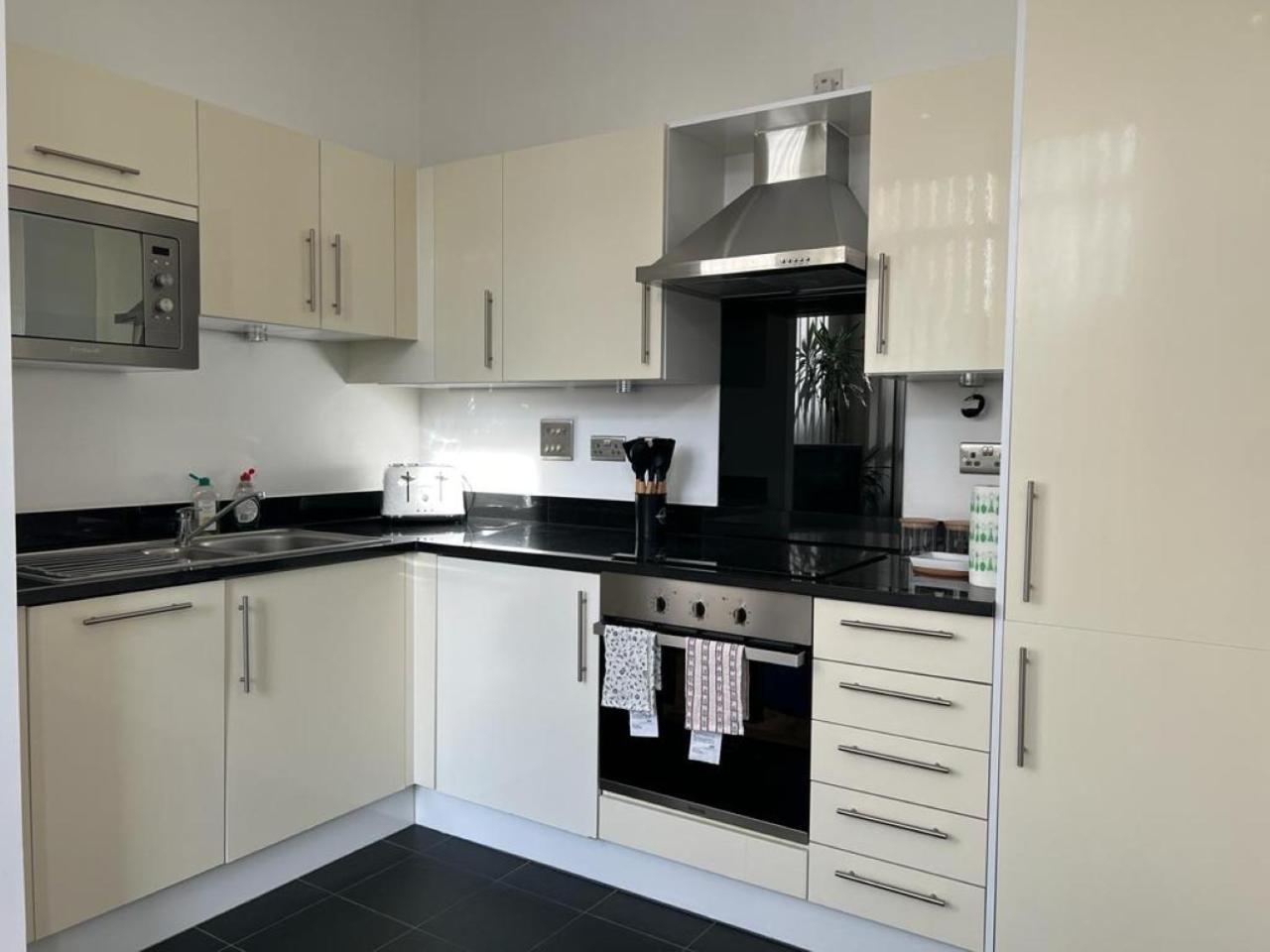Delightful & Spacious Flat In - Peckham Apartamento *