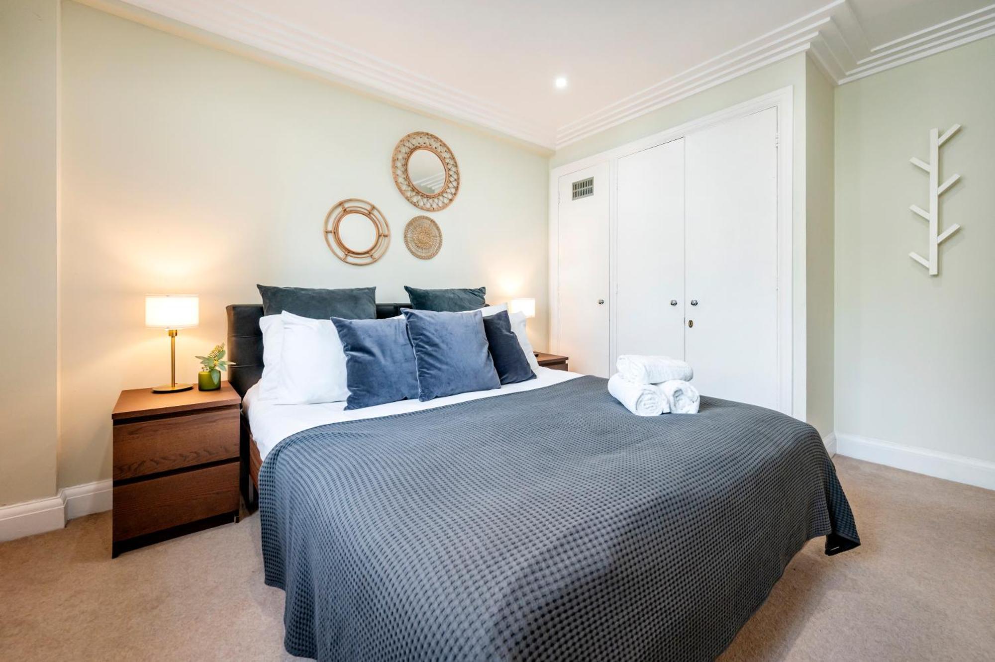Location Trafalgar Square 1 Bedr, 3 Beds, Sleeps 6 Apartment London