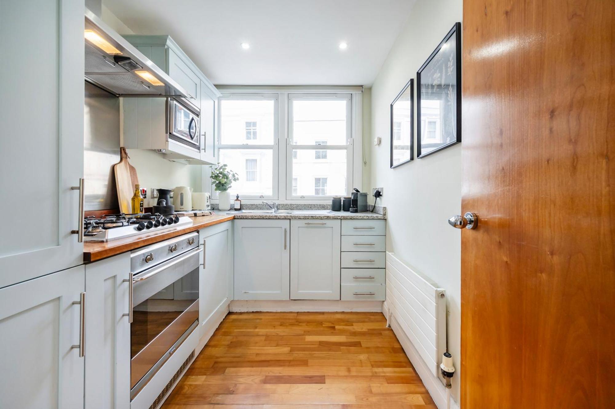 Location Trafalgar Square 1 Bedr, 3 Beds, Sleeps 6 Apartment