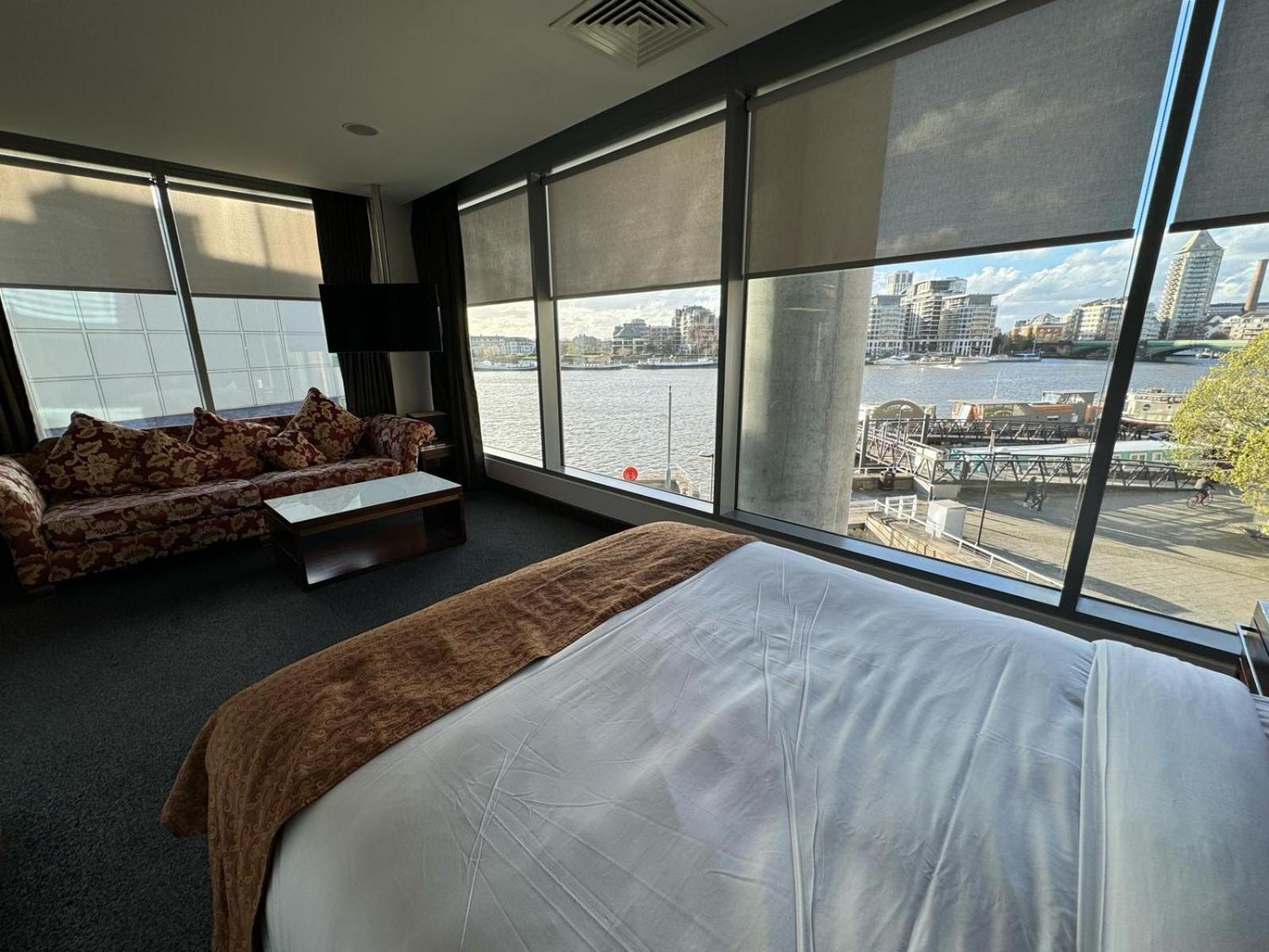 Hotel Rafayel & London