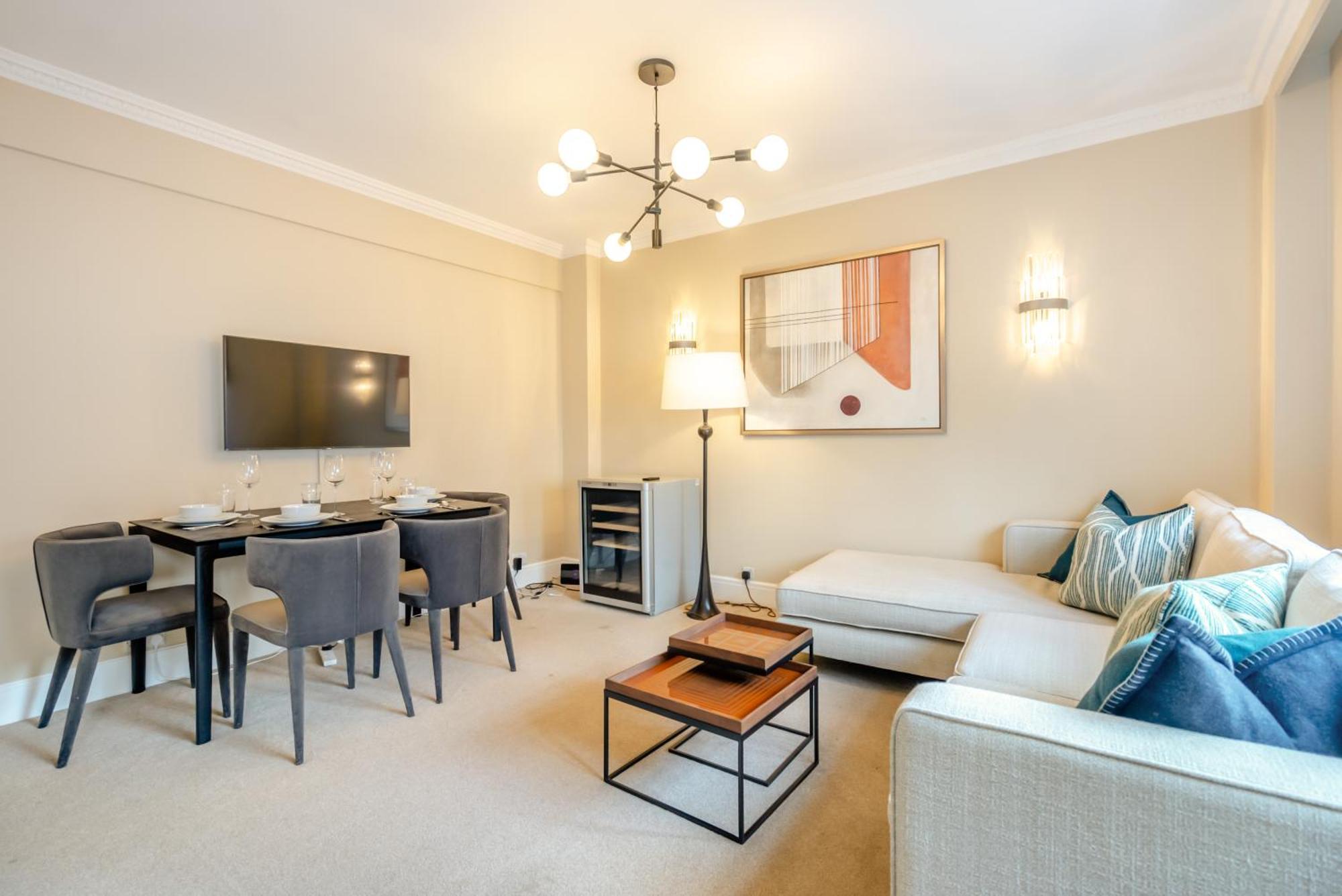 Apartment Hill Street Mayfair