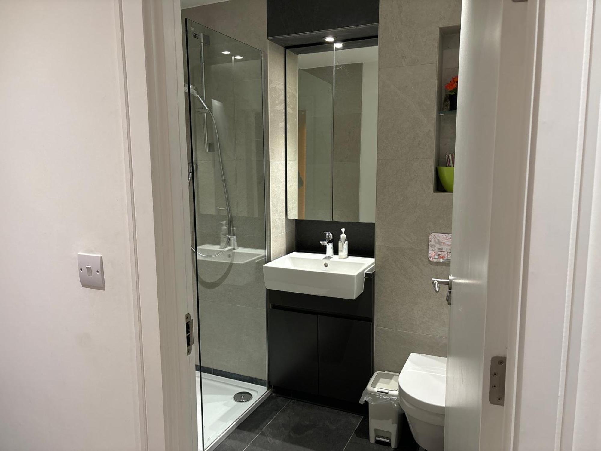 Modern En-suite And Self Catering In Hospedagem domiciliar