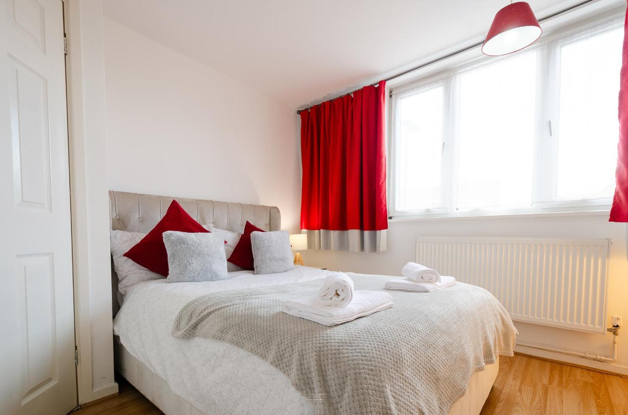 Serviced - Exel & O2 & Canning Town - Away From Apartamento Londres