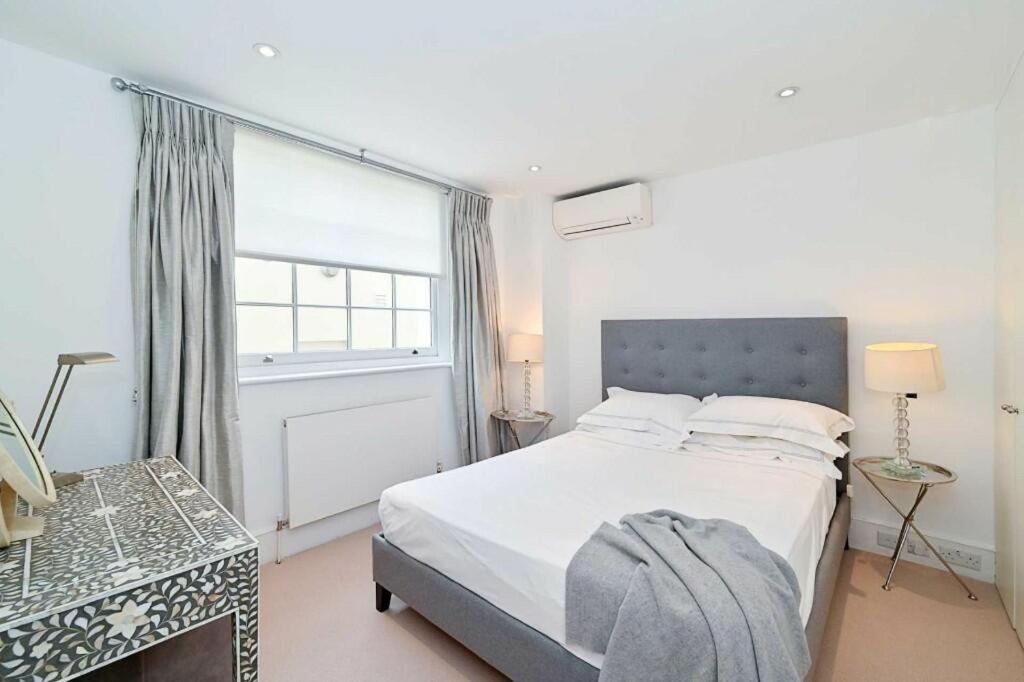Royal Victorian Regency Palace Appartement