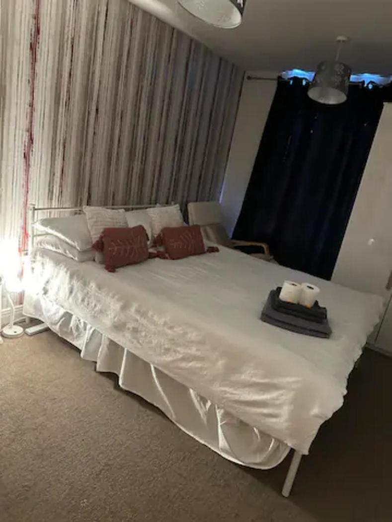 Lovely En-suite Double Hospedagem domiciliar
