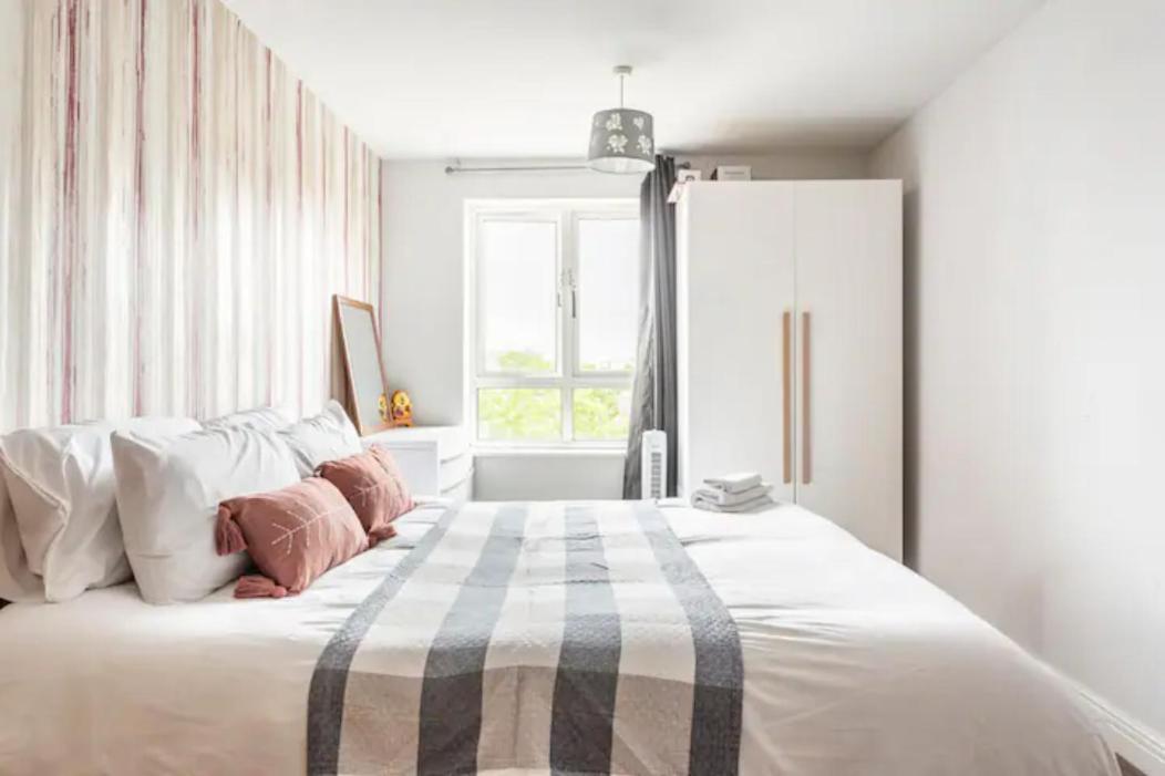 Lovely En-suite Double Hospedagem domiciliar Londres