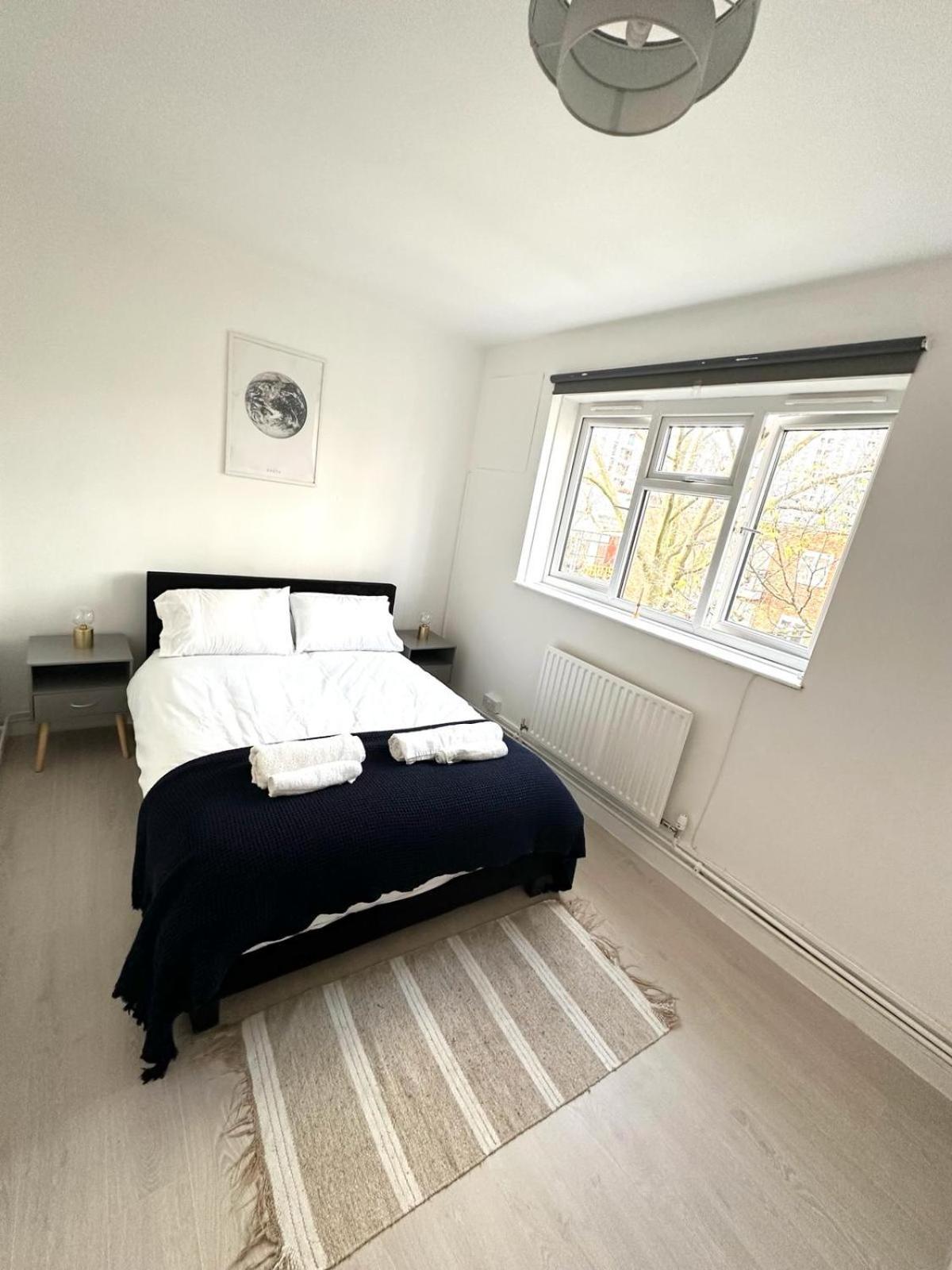 2 Bed Near Nine Elms Station Apartamento *