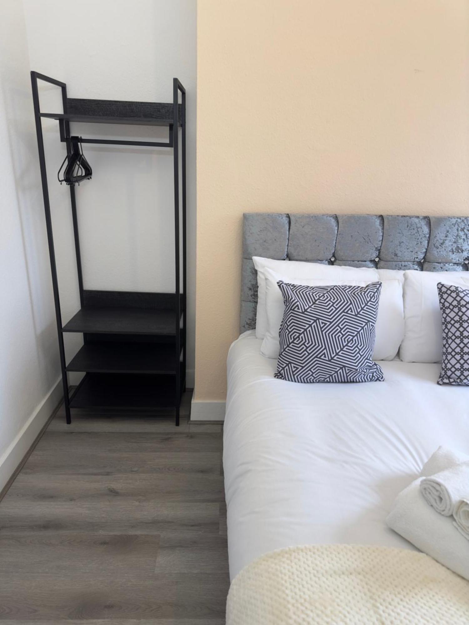 Newly Decorated 5-bed Hackney Townhouse Сasa de vacaciones