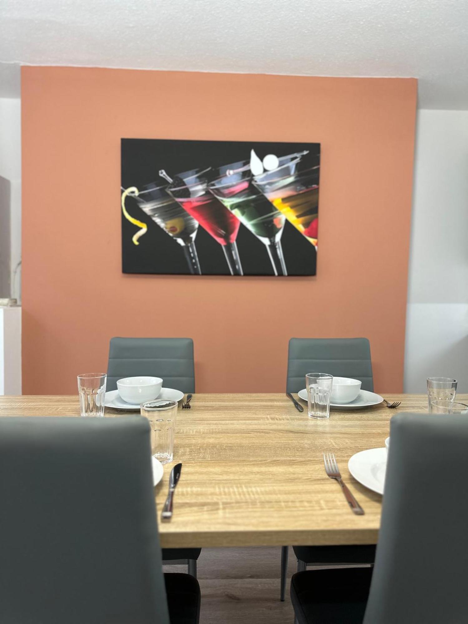 Newly Decorated 5-bed Hackney Townhouse Londres