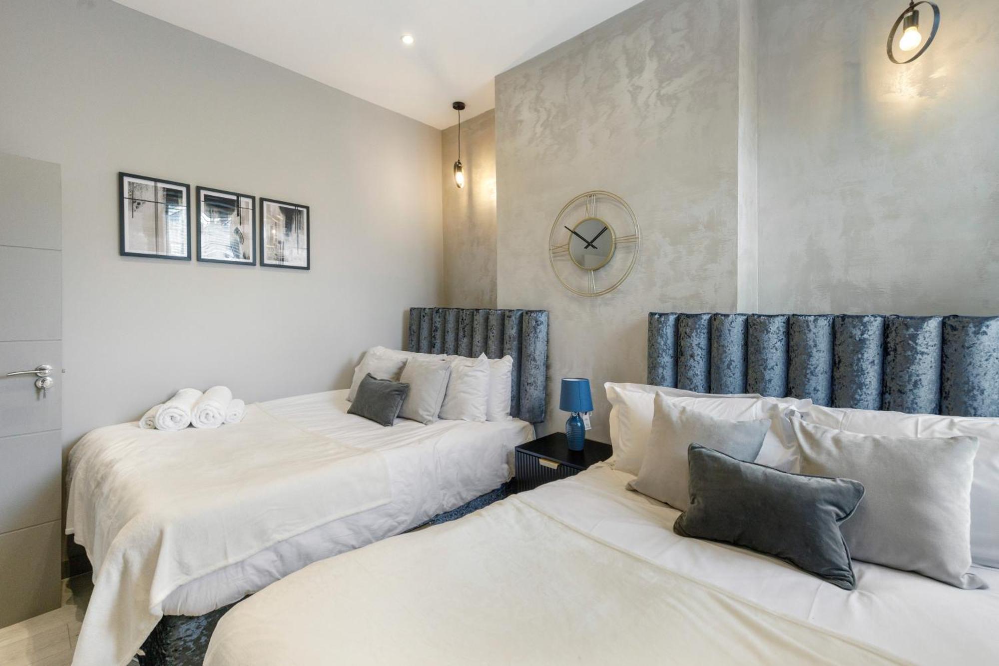 Apartment Wembley Luxury 3 Bedroom