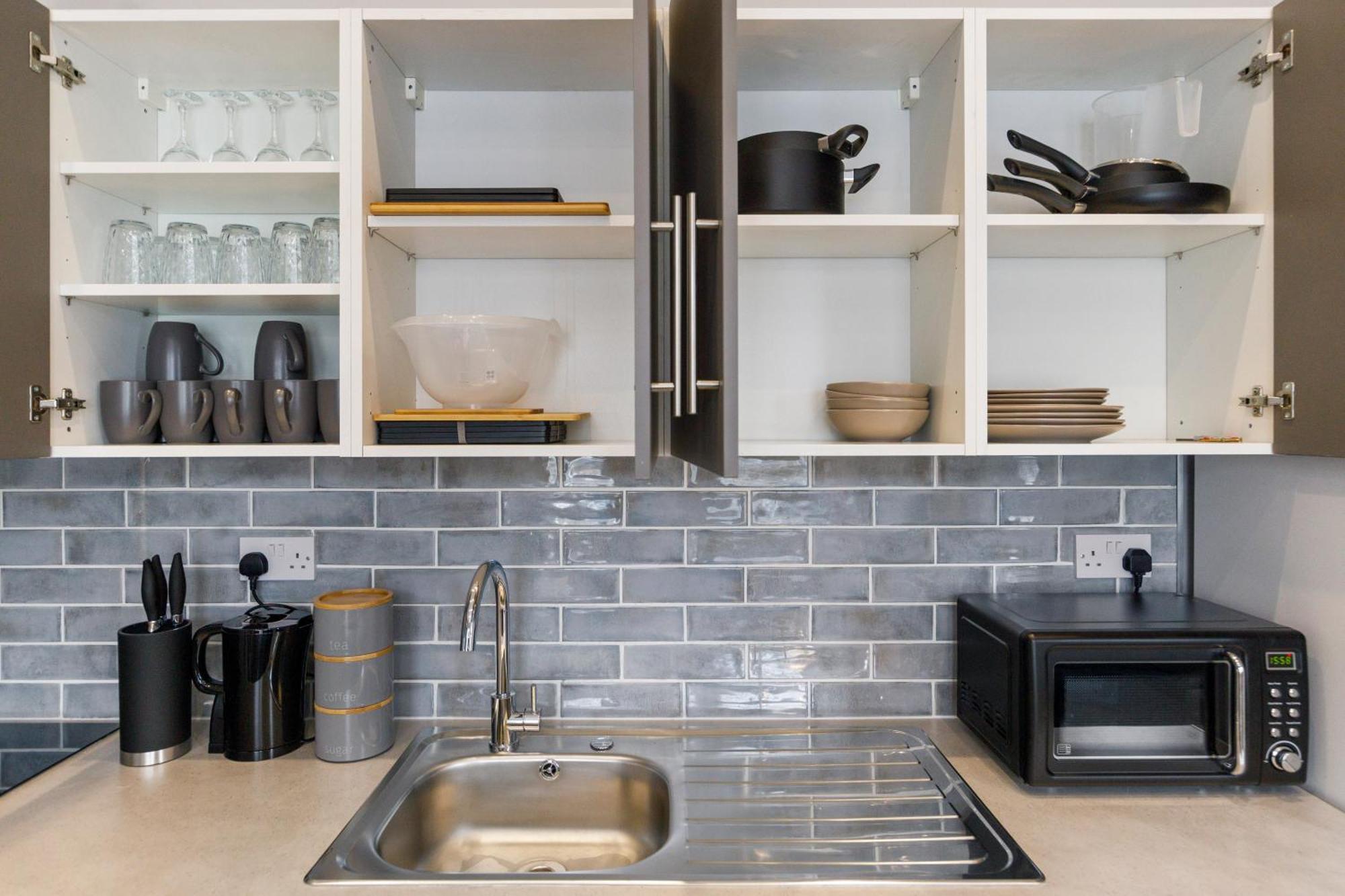 Wembley Luxury 3 Bedroom Apartment London