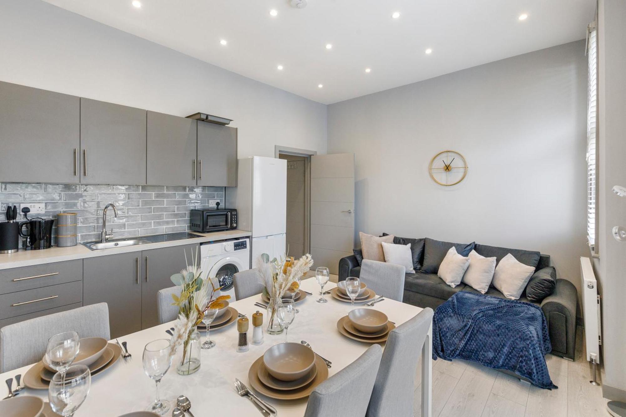 Apartment Wembley Luxury 3 Bedroom London