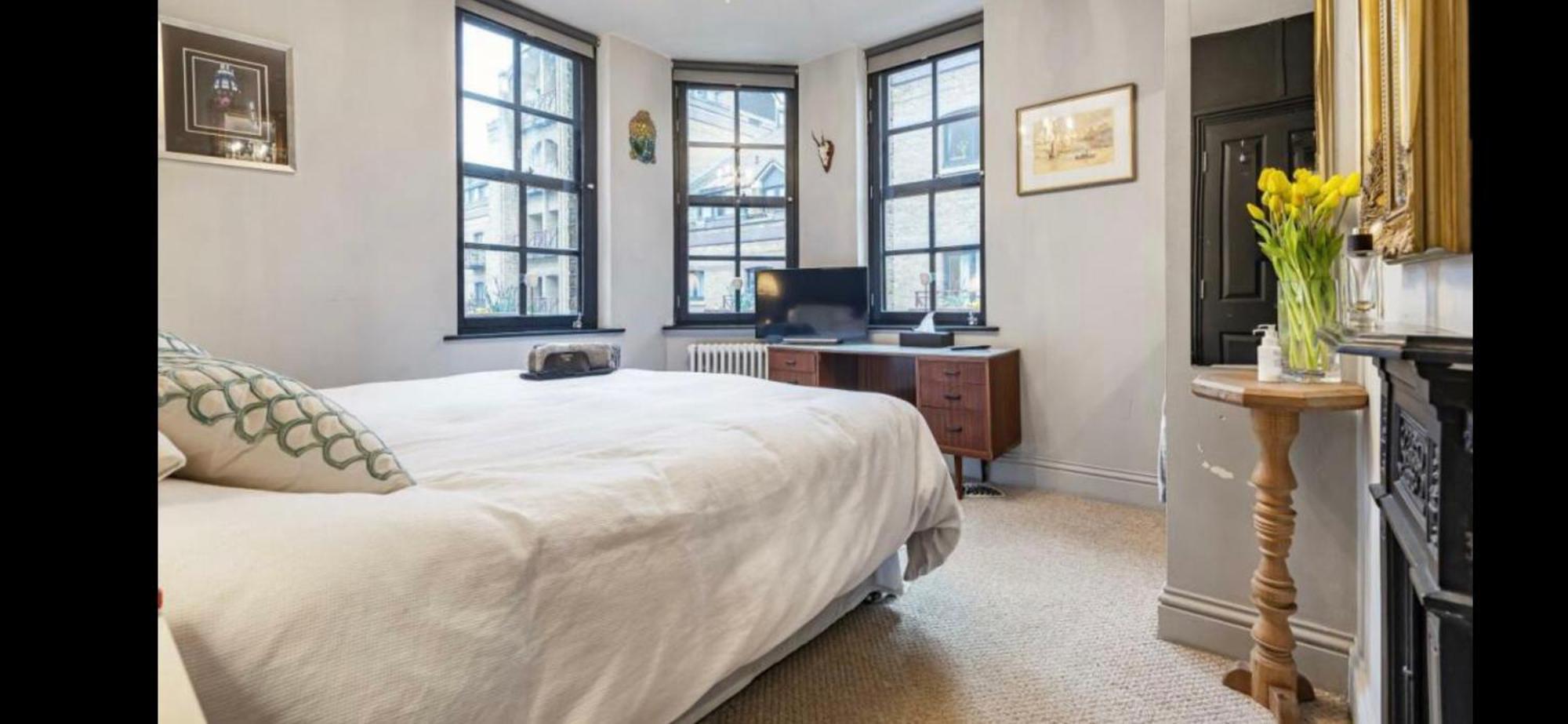 Appartement Tower Bridge, Boutique, Shad Thames Butlers Wharf Secure Parking , Balcony View Of Shard, Luxury With Van Parking Upto 4 Vans Ideal For Builders Shopfitters Secure Cctv