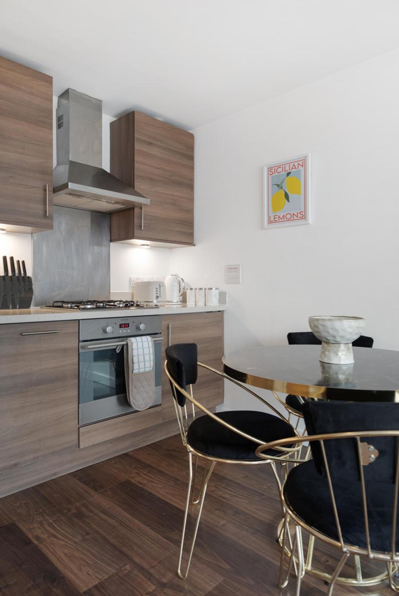 Apartamento Lift & Free Parking, Modern 1 Bed Flat In Shoreditch Next To Train Station *