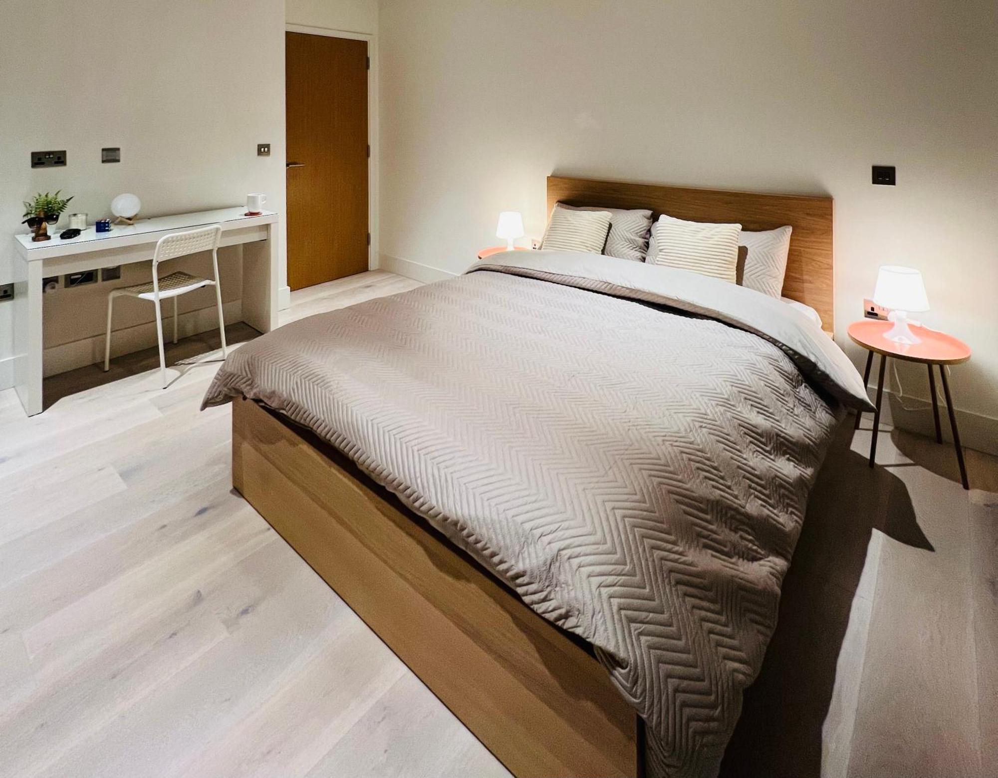 Private Room@leicestersquare In A Shared Flat Séjour chez l'habitant Londres