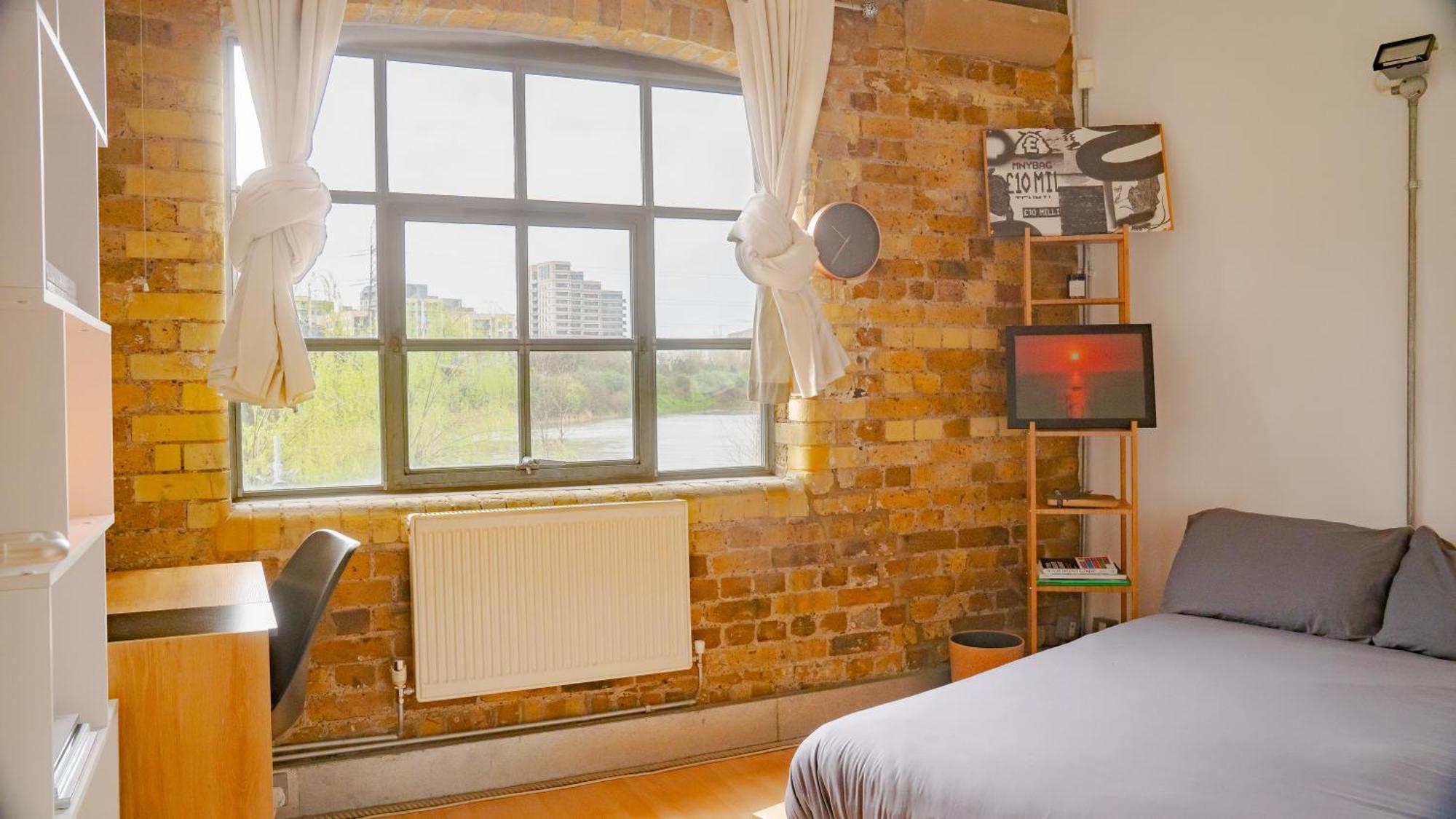 Loft Style Near O2, Abba Voyage, Excel * Londres