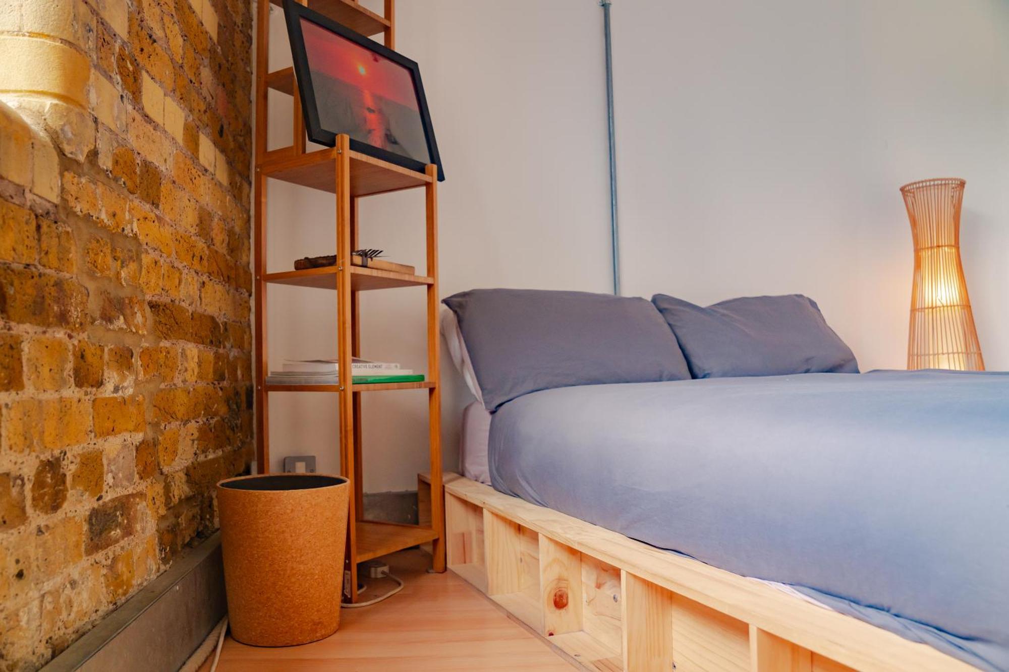 Loft Style Near O2, Abba Voyage, Excel Apartment