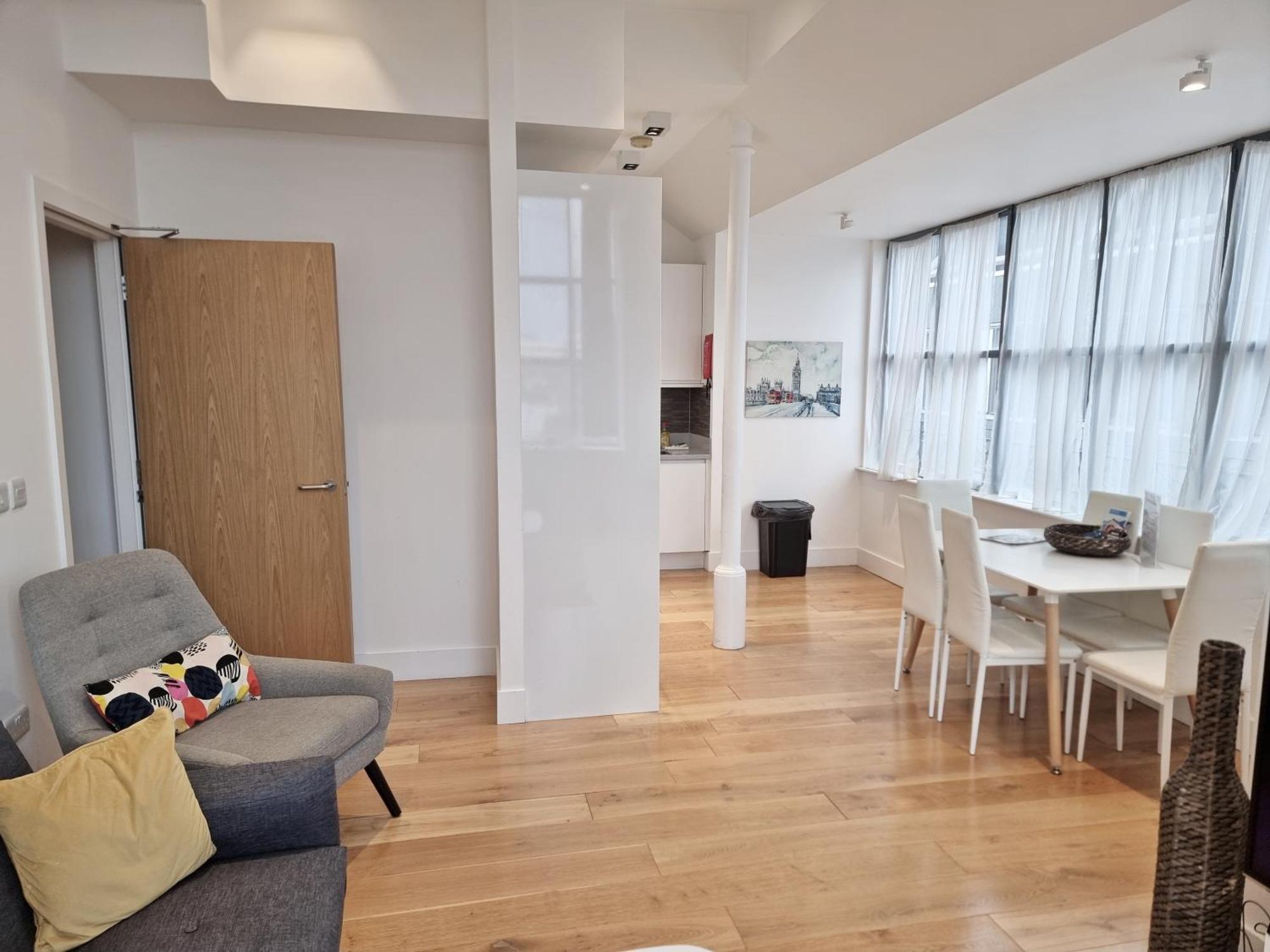 Shard View Apartment