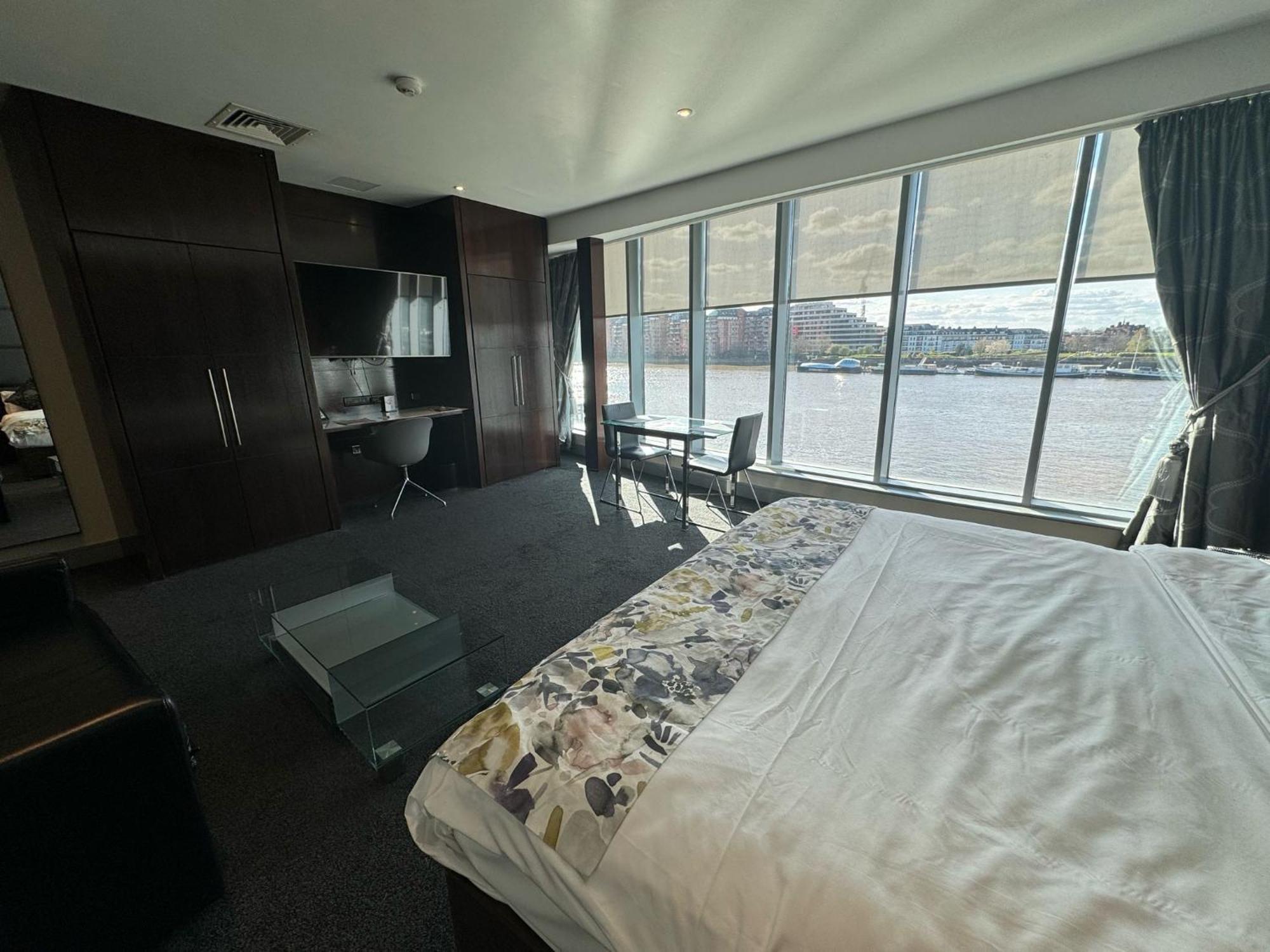 Hotel Rafayel & London