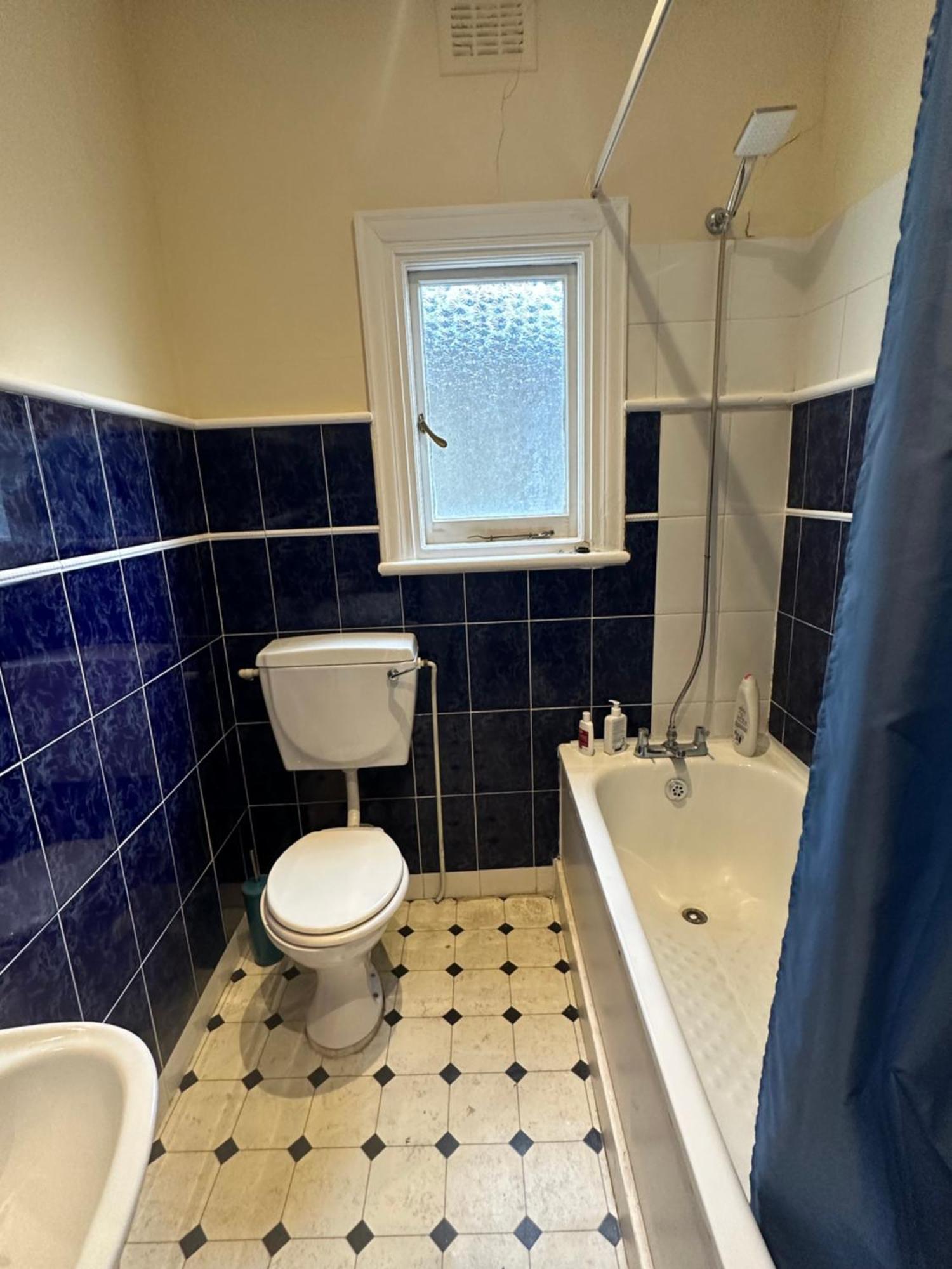 Double Bedroom In * Londres