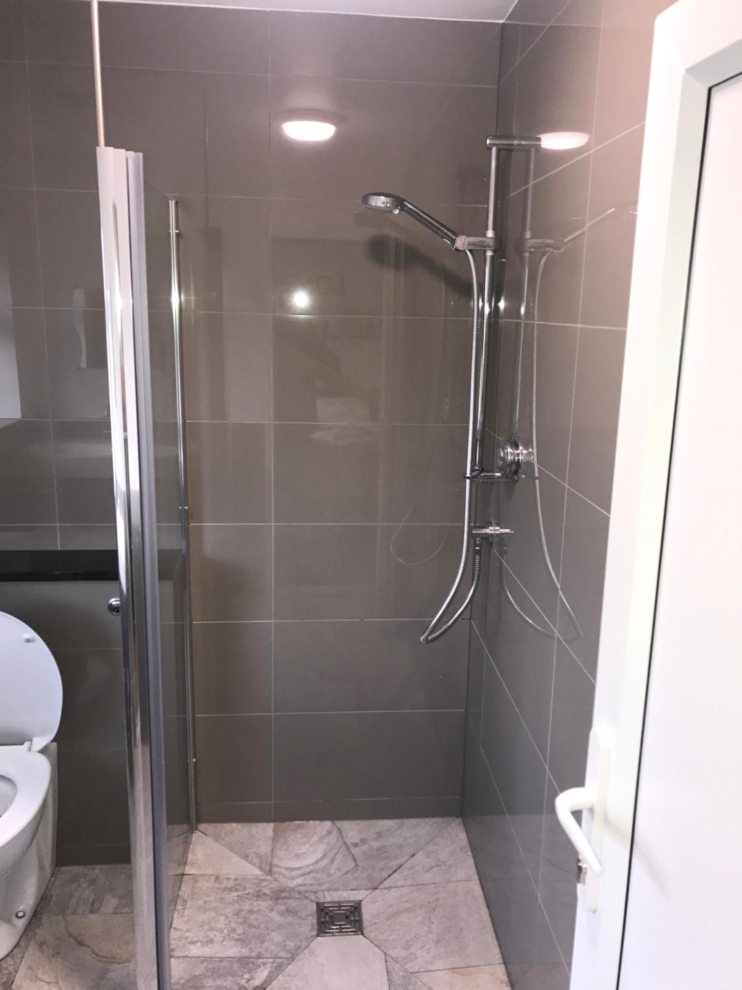 Vakantiehuis Luxurious Soft Water Air Conditioning Tv 5 Bed Arcade House *