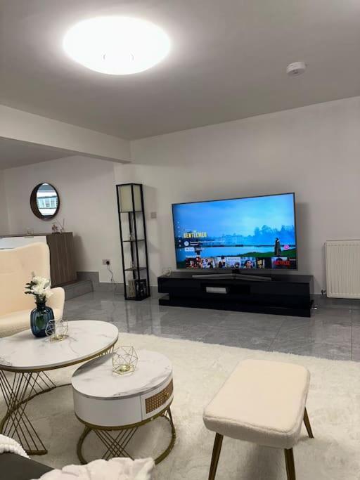 Central Entire Studio Apartamento