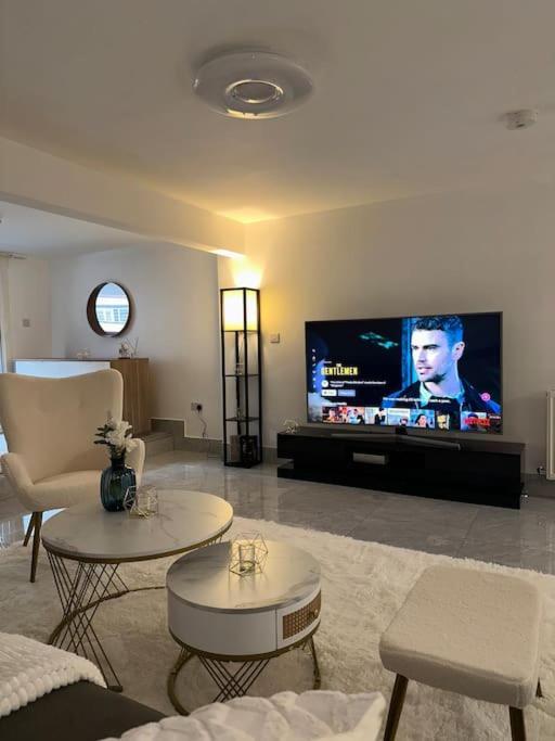 Central Entire Studio Apartamento