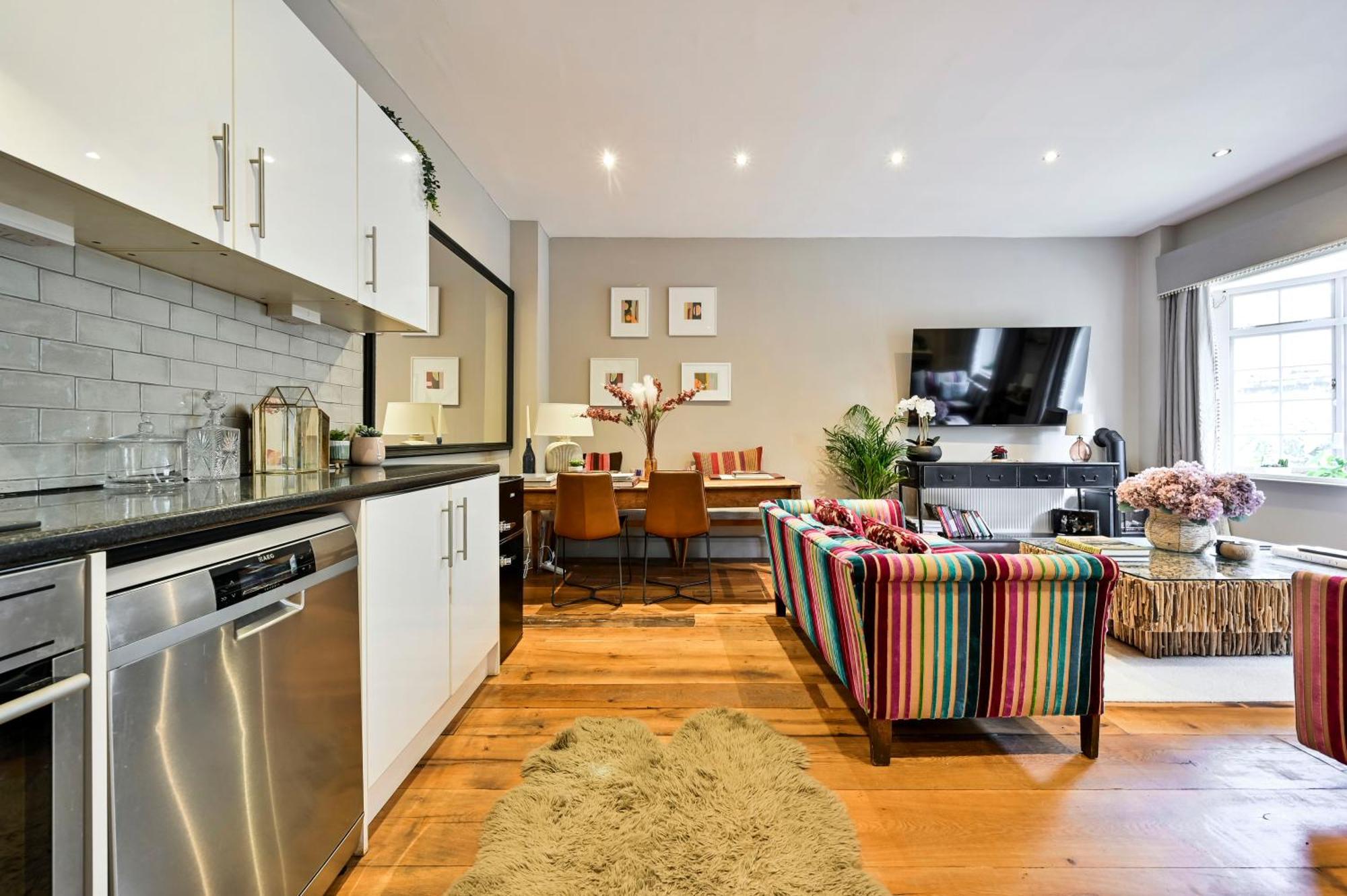 Apartment Magnificent 2 Bed Hyde Park Mews House London