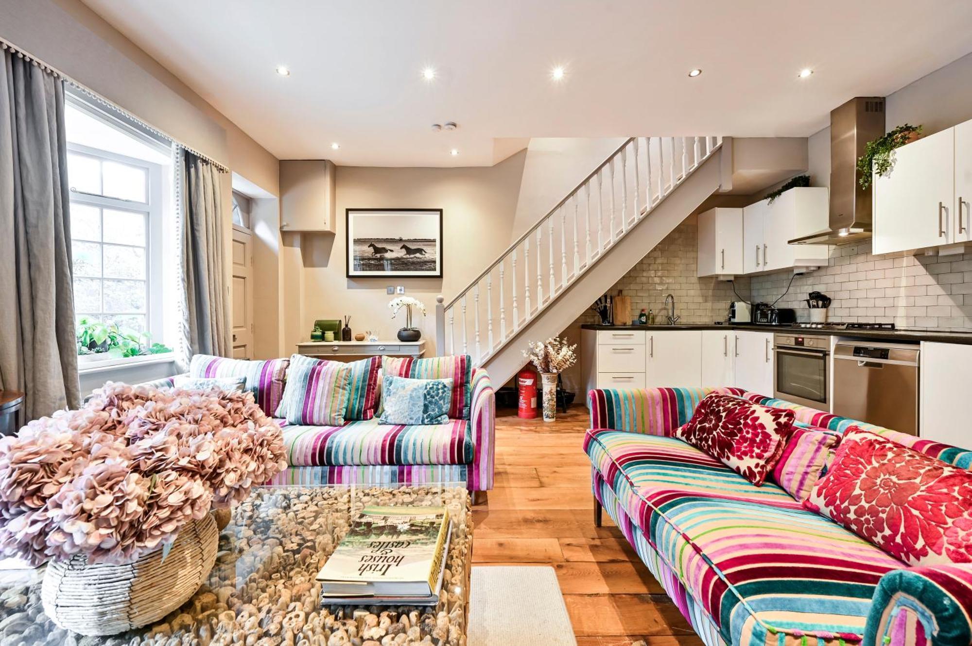 Apartment Magnificent 2 Bed Hyde Park Mews House *