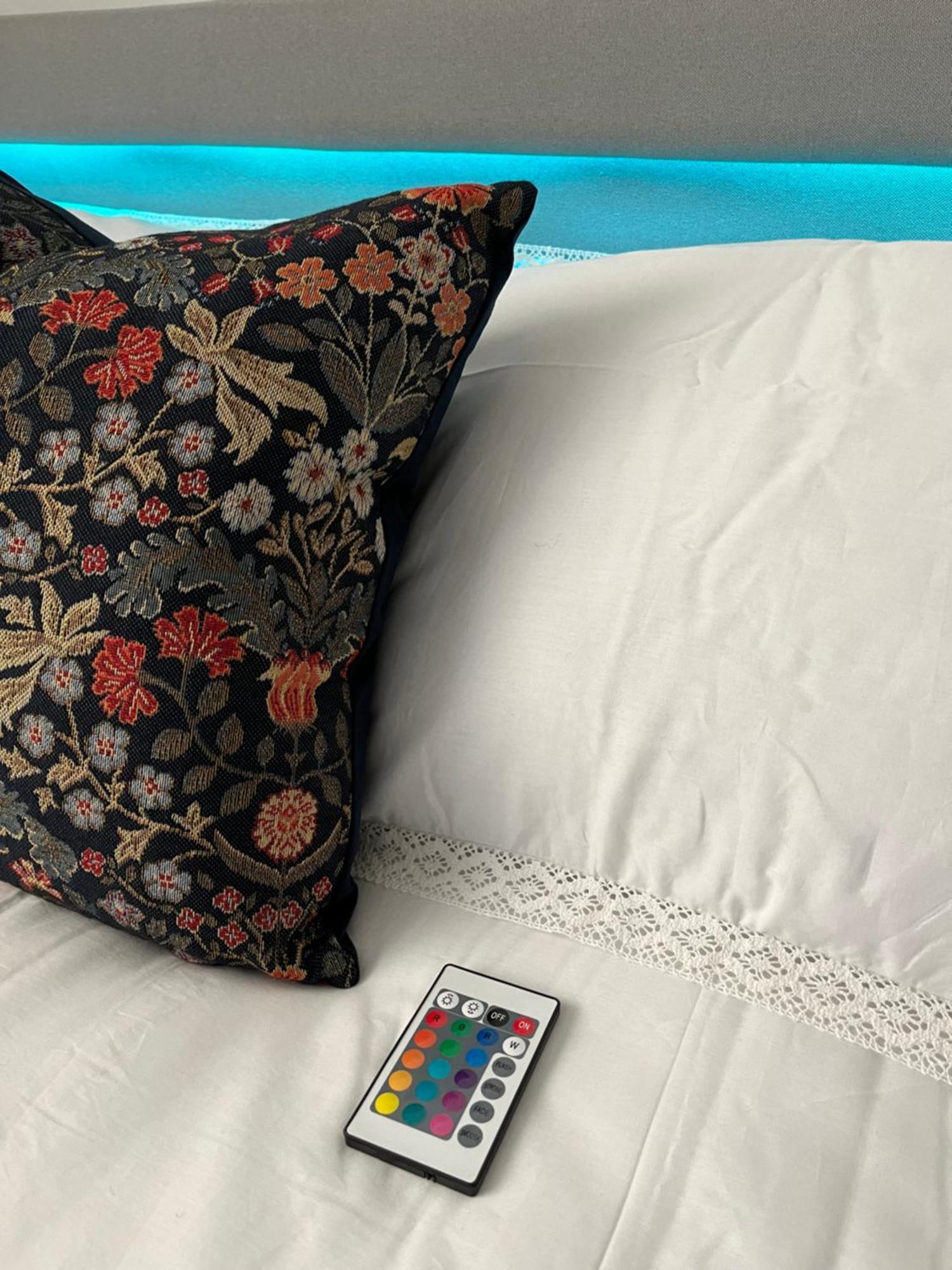 Charlton, Greenwich Luxury Self Check-in Guest house *