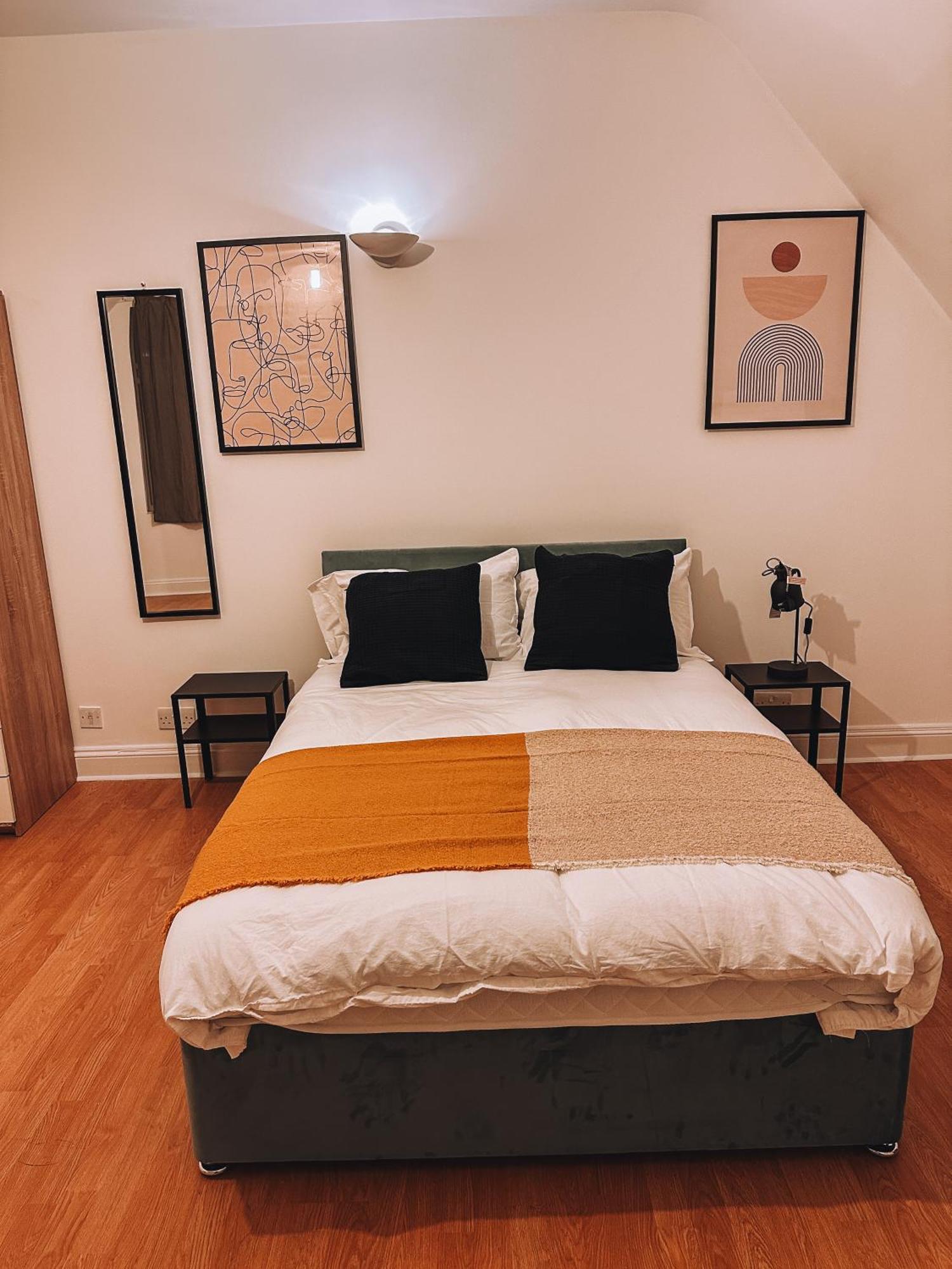 Spacious 3 In Tooting Pensión