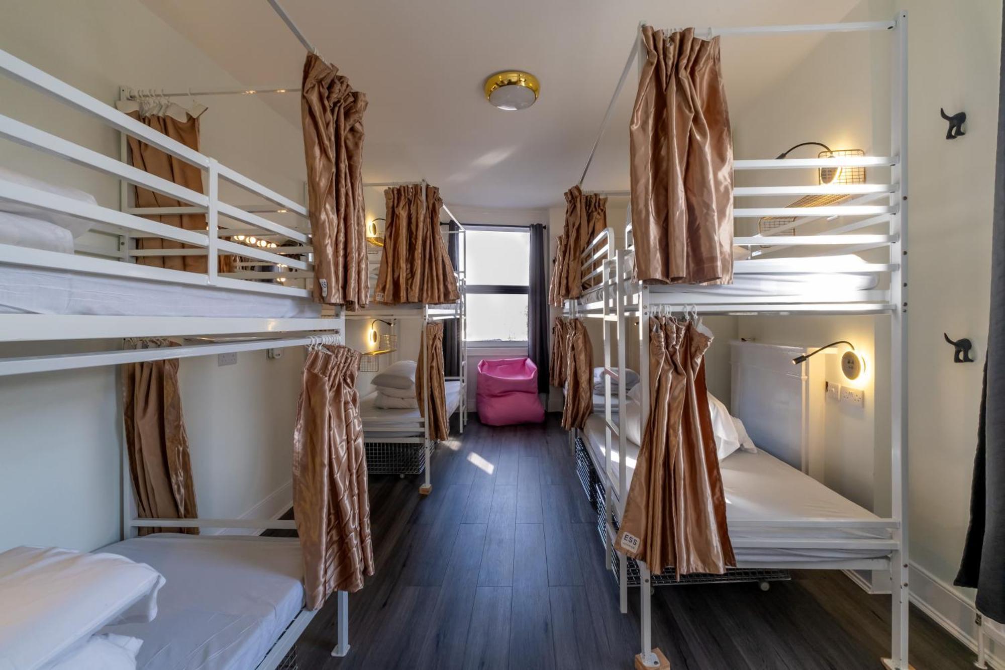 Albergue Book A Bed Londres