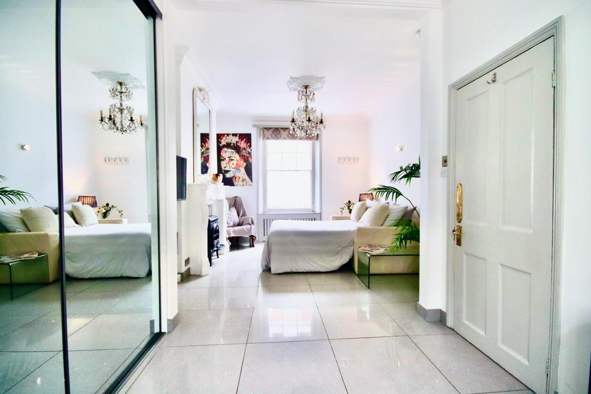 Apartment Victoria Belgravia Townhouse London
