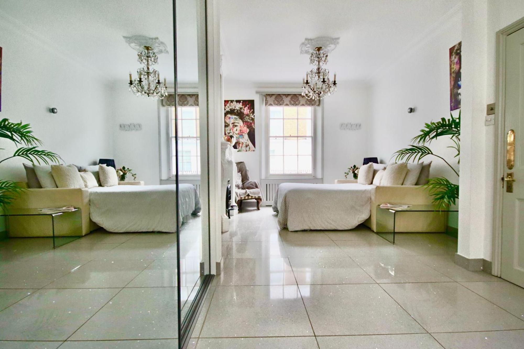 Apartment Victoria Belgravia Townhouse London