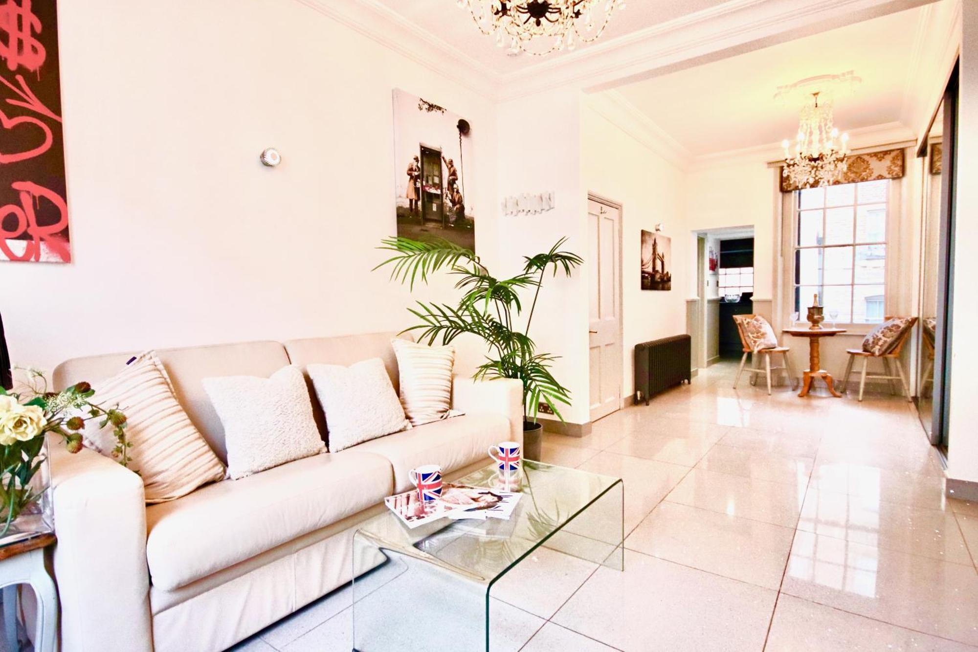 Victoria Belgravia Townhouse Apartment London